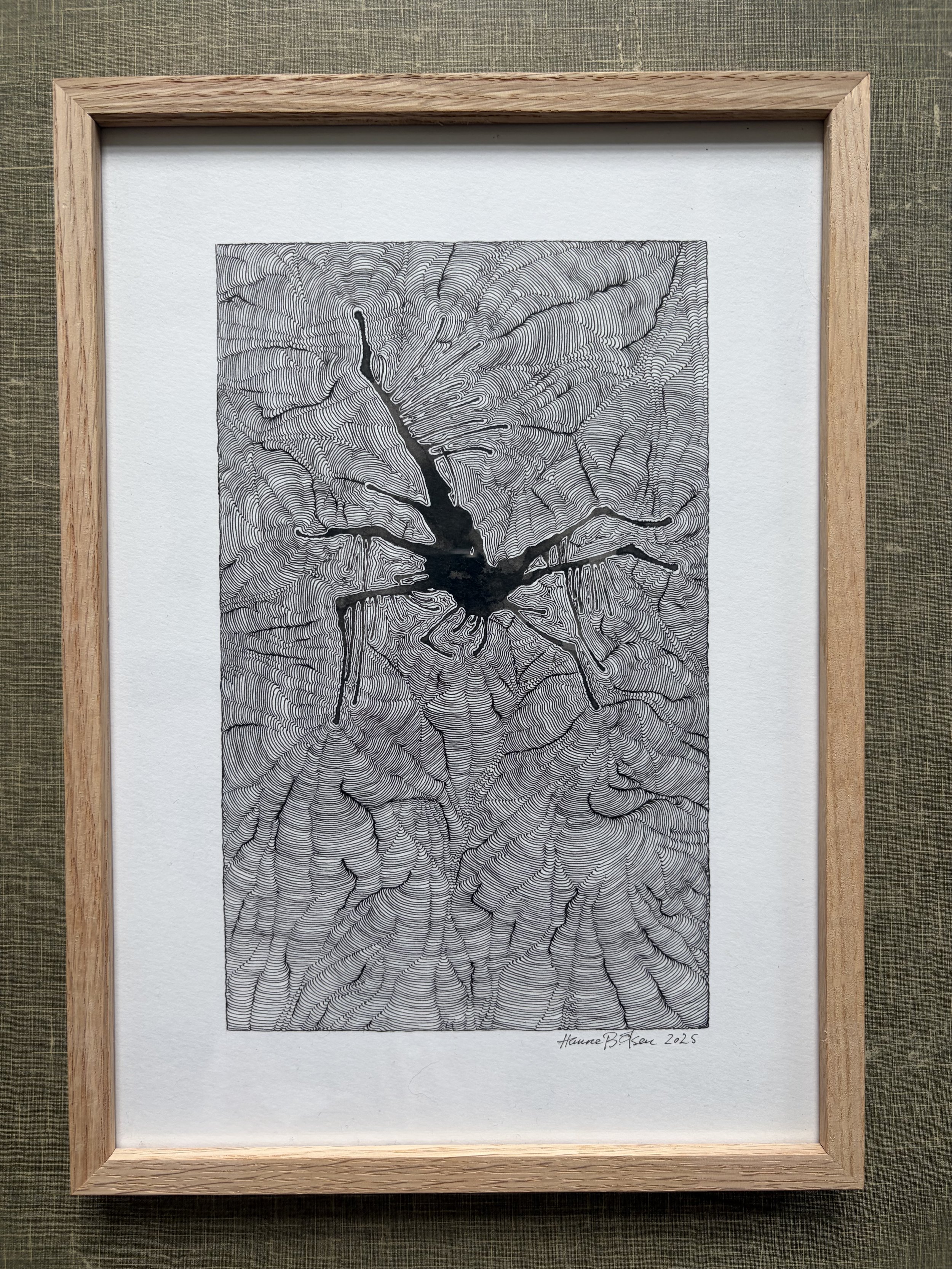 00019. Hanne Bodil Olsen. Artvørk. Blæktegning. Kunst.