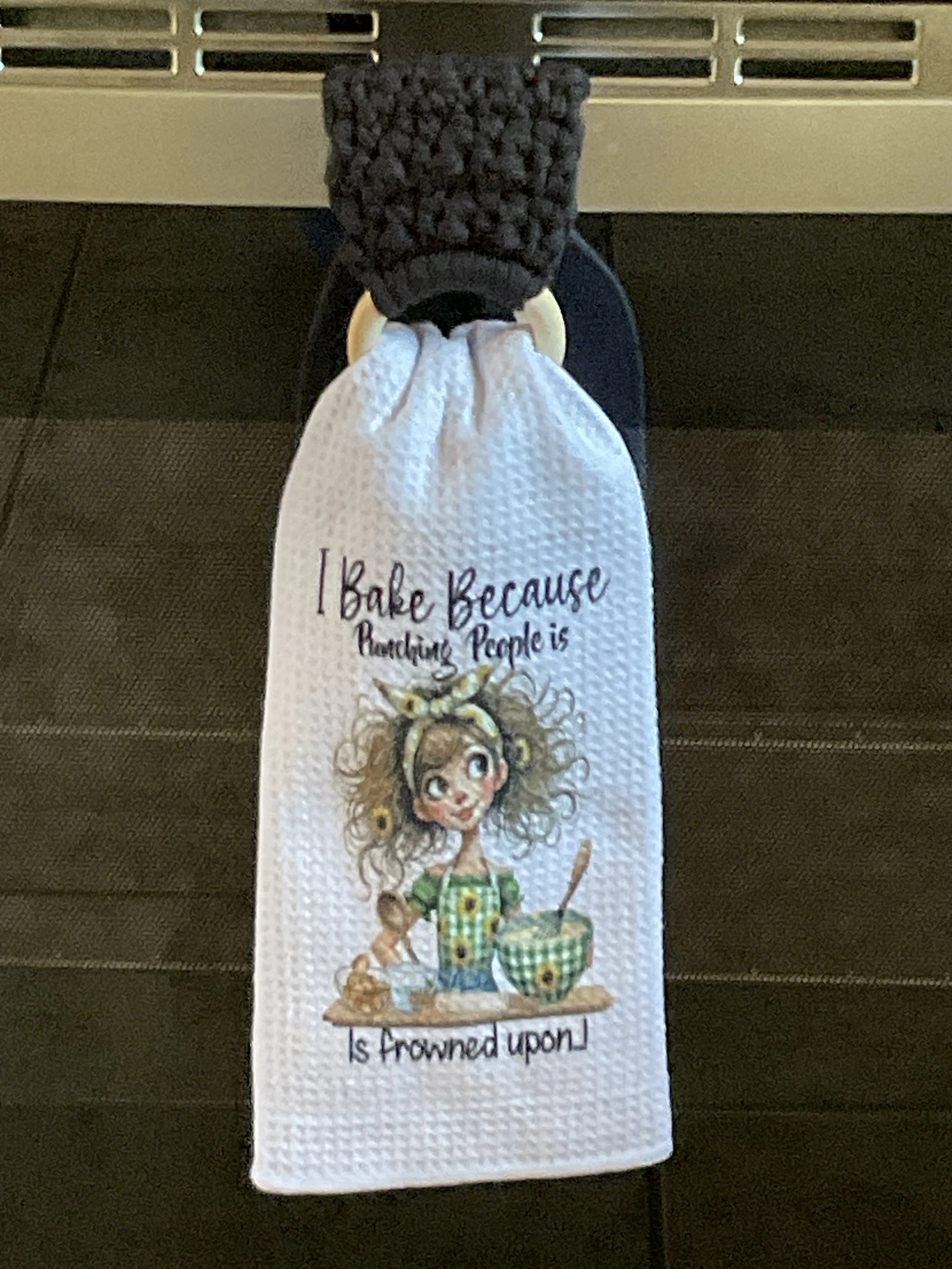 Kitchen Towel – I Bake Because Punching People Is Frowned Upon