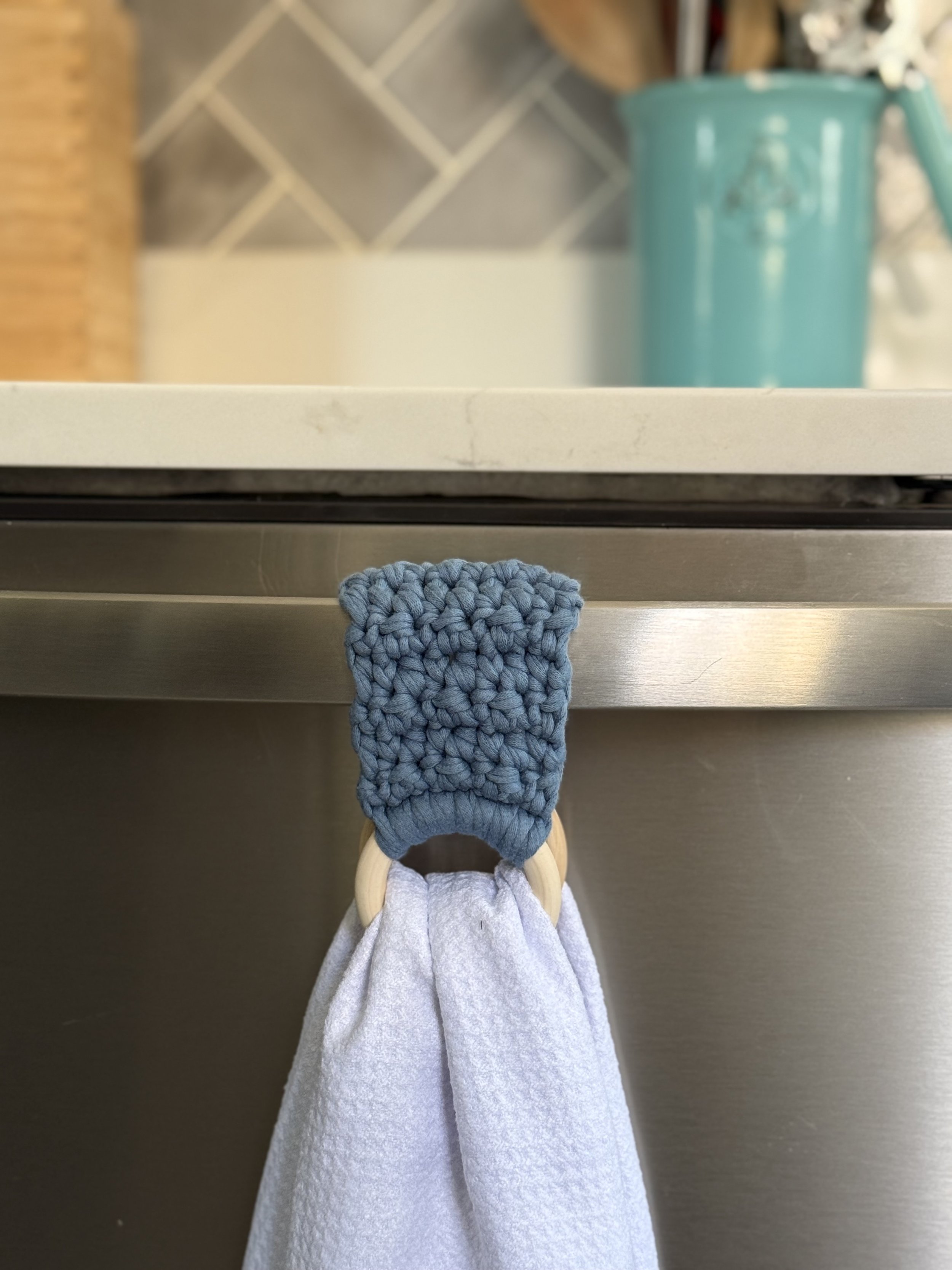 Kitchen Towel Keeper