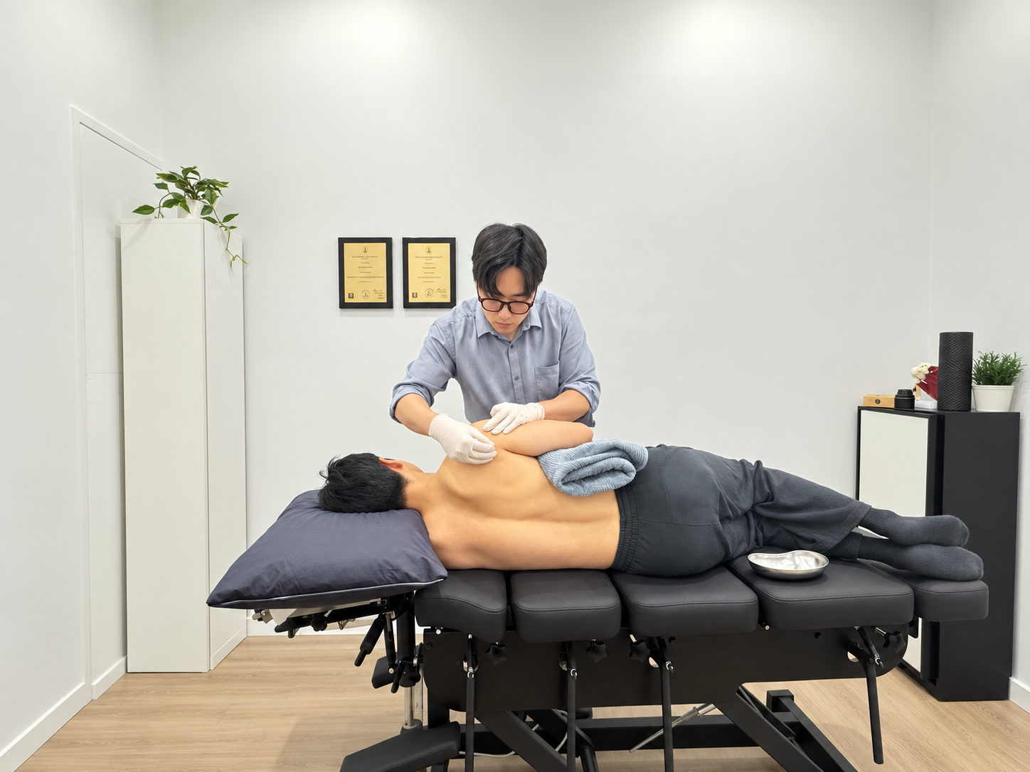 focused-dry-needling-sports-chiropractic-clinic