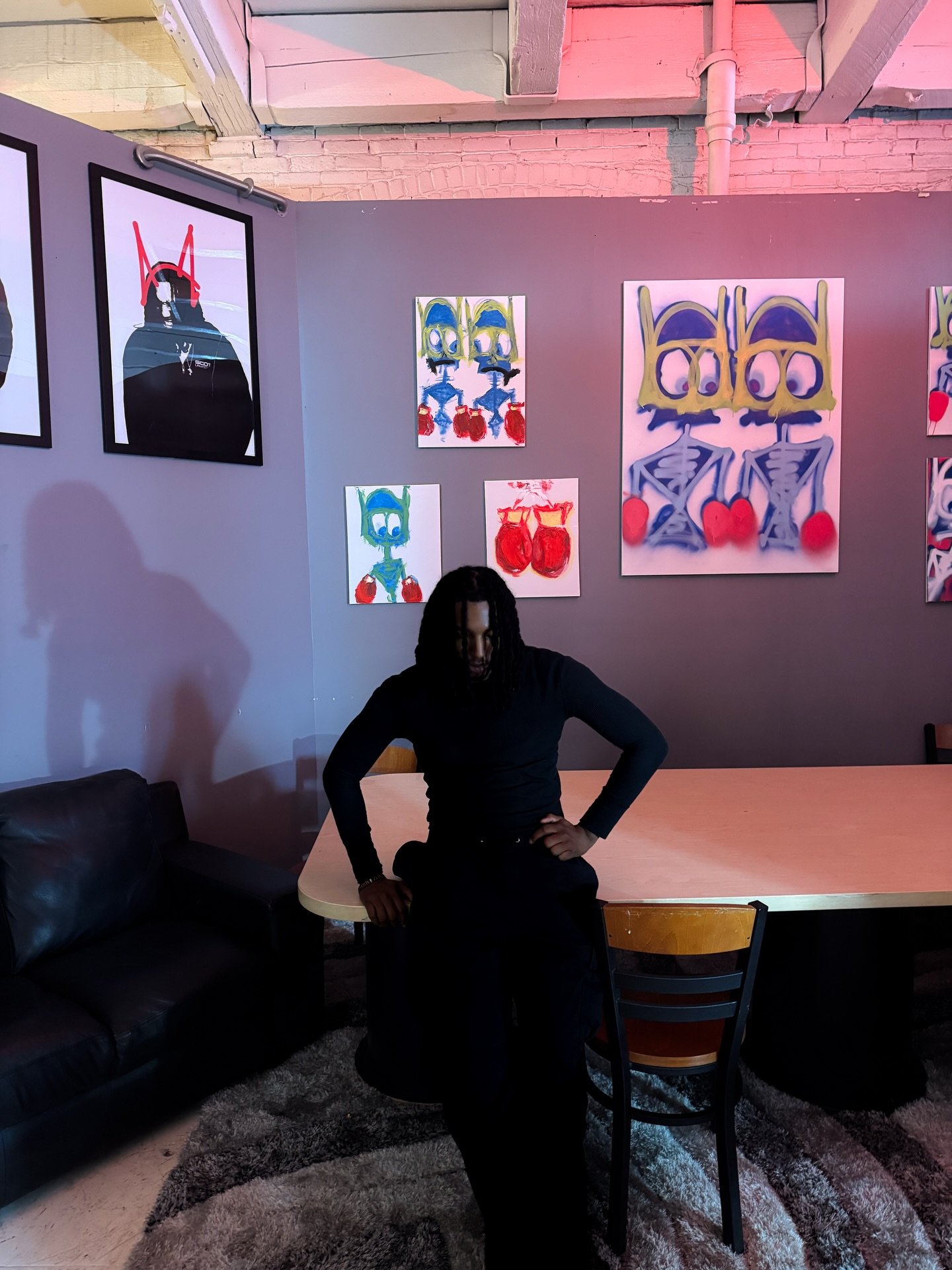 First ever showing
Appreciate everyone for coming out to show love and support for me and my art 🎖️
It&rsquo;s nothing but love from me 

Thank you saint for the opportunity