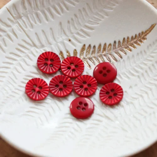 Paquerette-rouge-jpg.webp