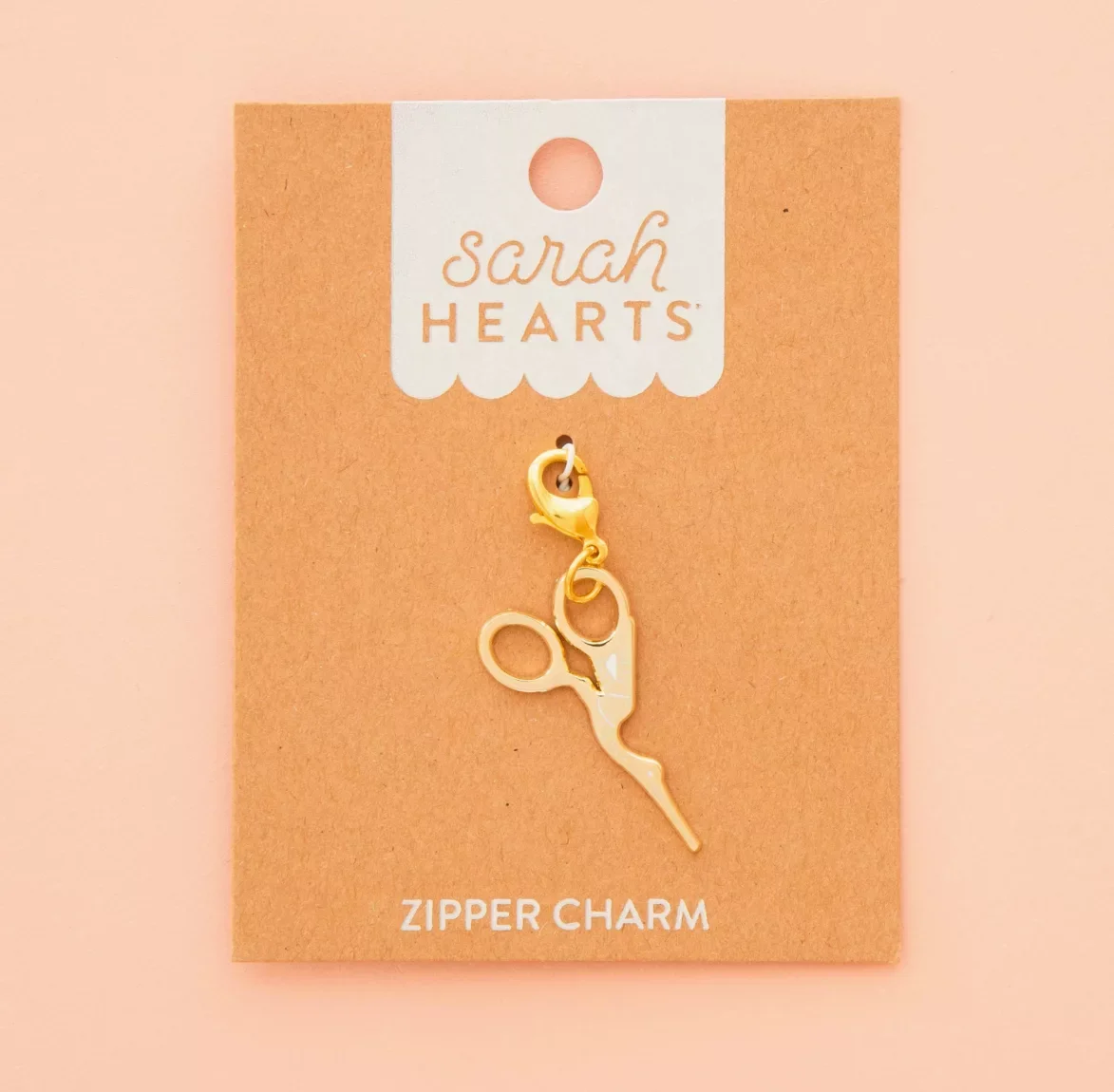 charm-ciseaux-sarah-hearts.webp