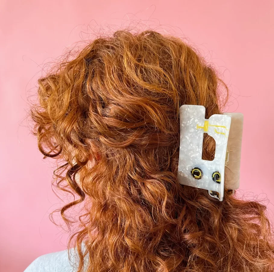 pince-a-cheveux-machine-a-coudre-1.webp