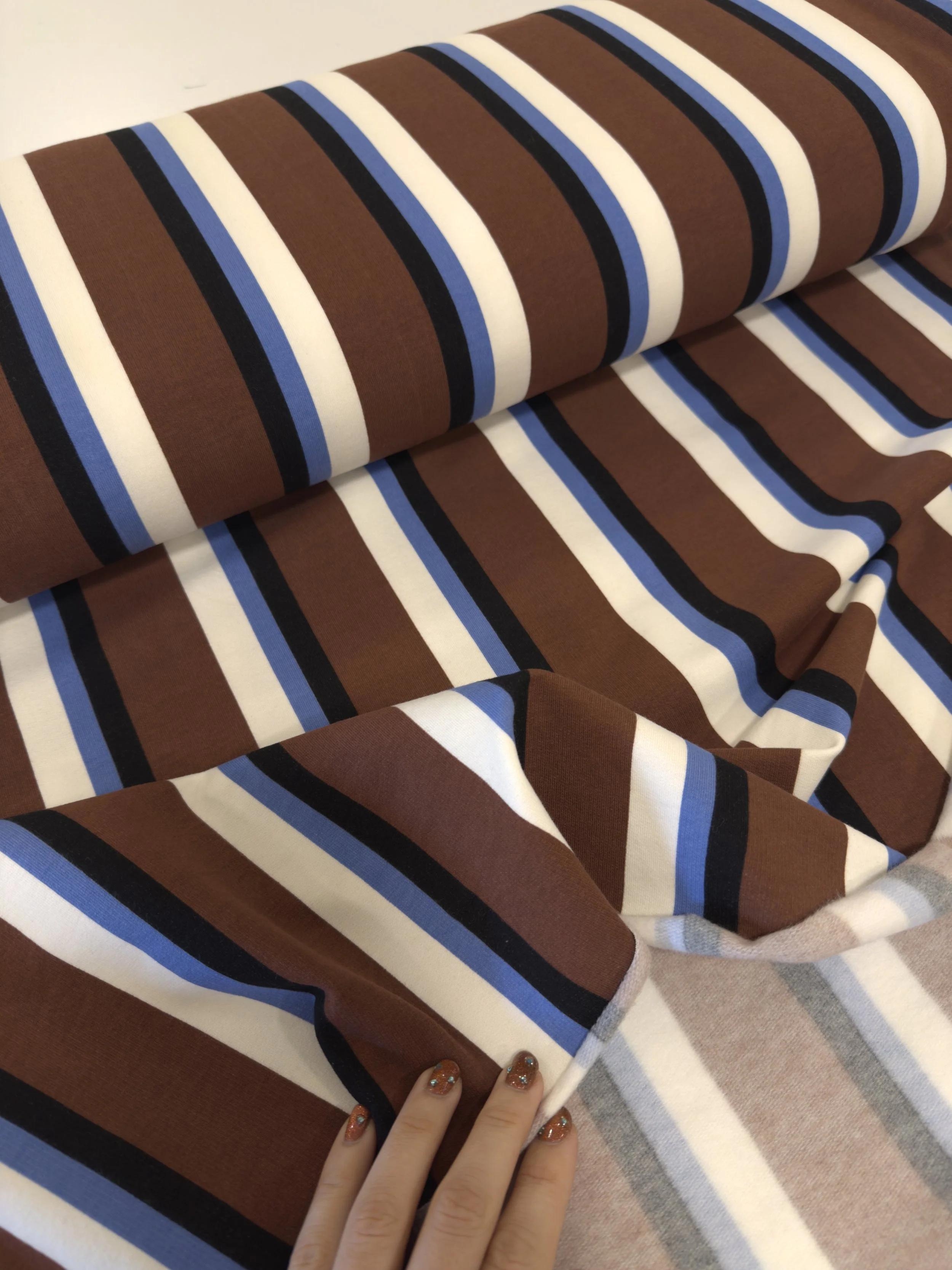 Tissu soft sweat rayures - chocolat
