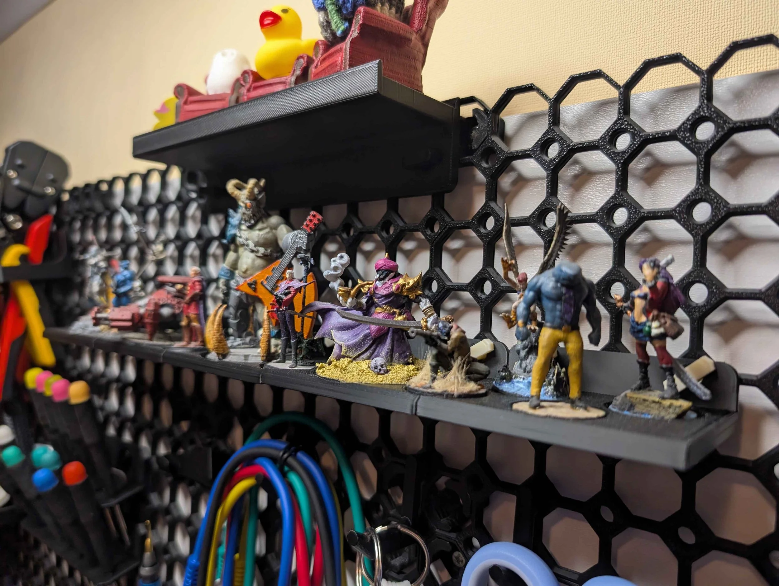 Stackable Miniature Holder