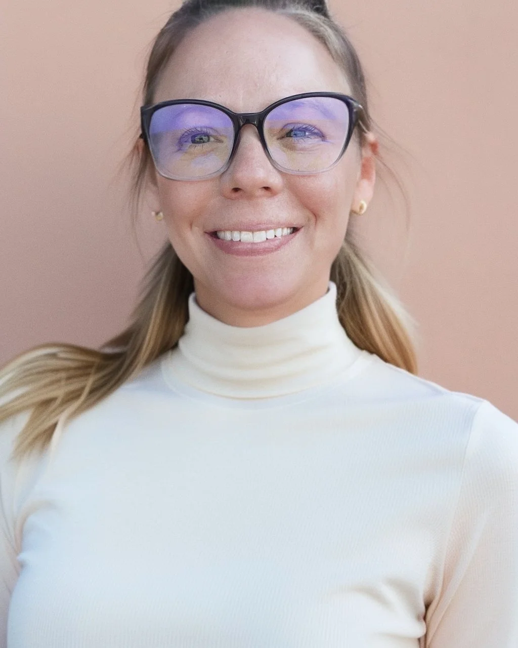 Ann Daniel, M.S., LMFT, LCMFT, licensed therapist in Lafayette, Indiana. Licensed therapist in Kansas. Licensed therapist in New Hampshire