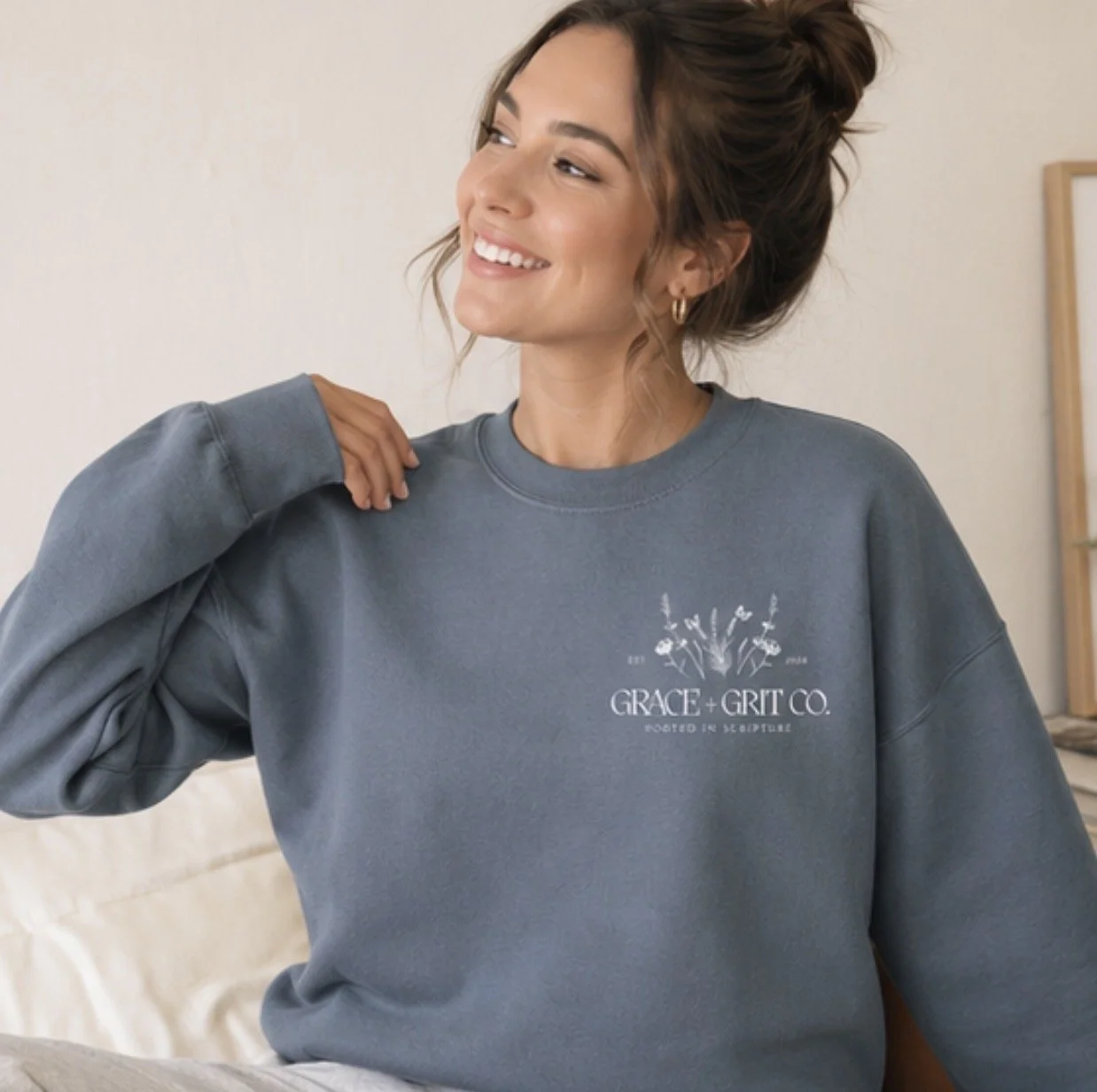 Women's Crewneck Sweatshirt