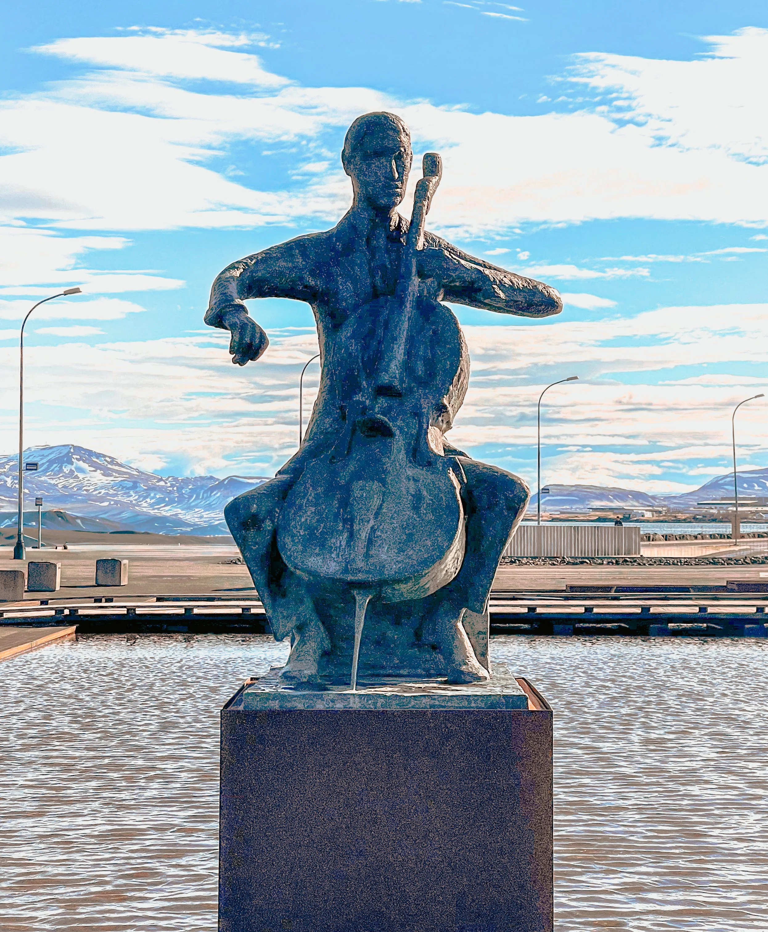 “The Musician" by sculptor Ólöf Pálsdóttir