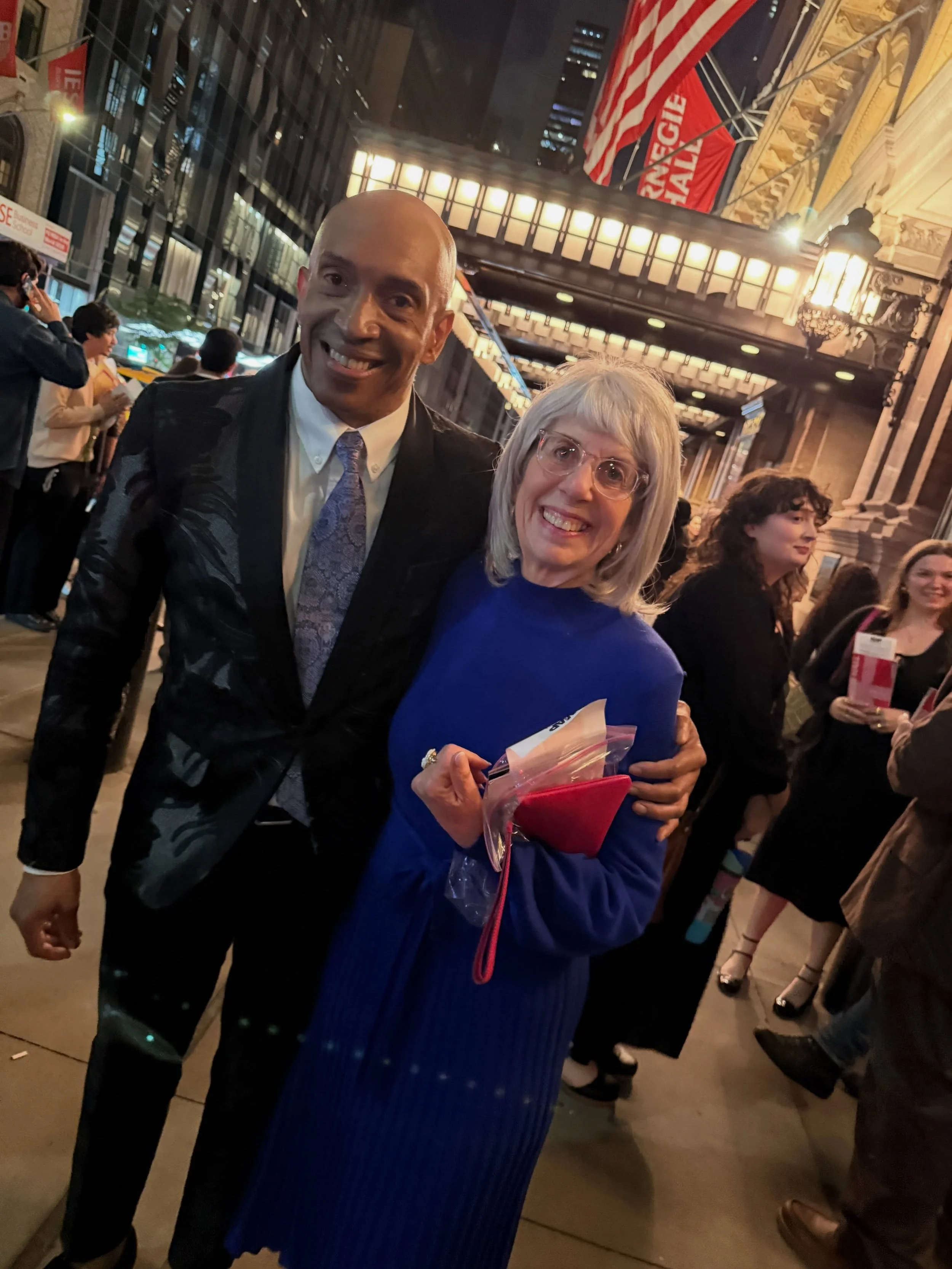 Last night was surreal.

A customer from my little shop in Hampden invited me to Carnegie Hall&hellip; and somehow life led me there.

Life keeps surprising me lately.

#CarnegieHall #NYC #Hampden #MarciasLuxury #NewYorkMoments