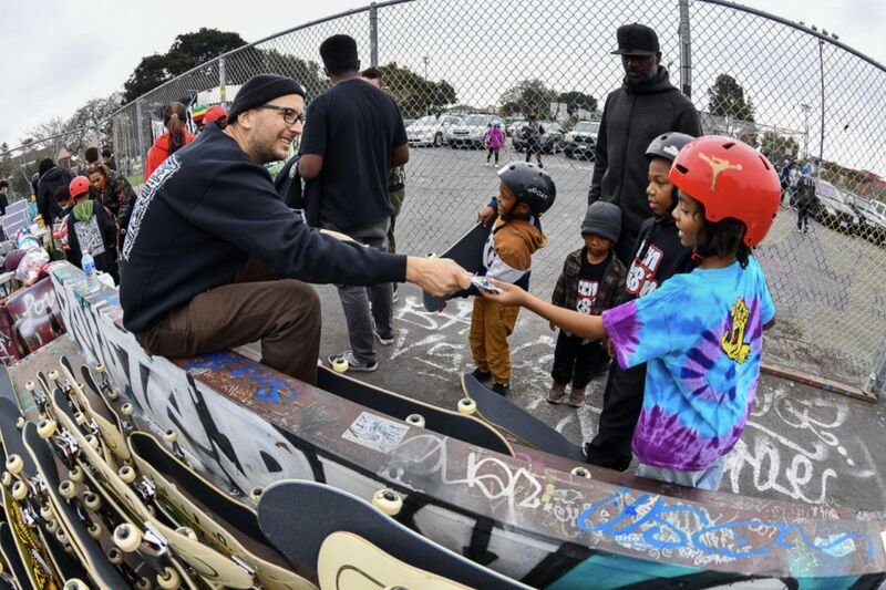 The MOST IMPACTFUL Cause Programs Aren’t Built By Brands. They’re Built By Communities.