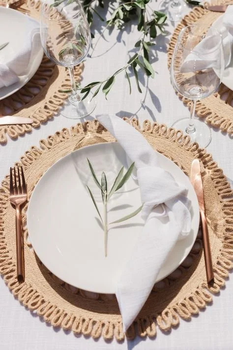 olive leaf place setting