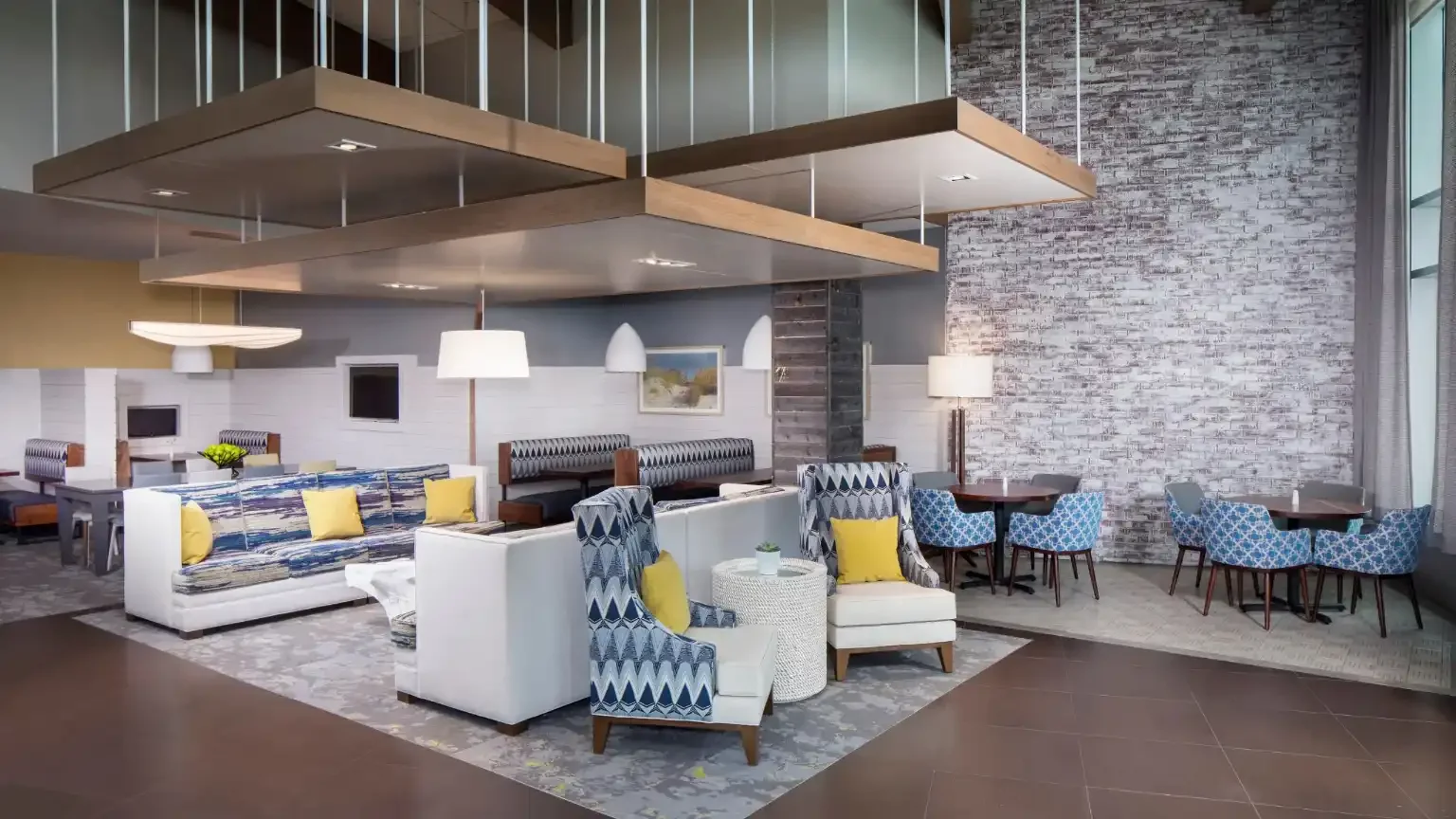 Hyatt-Place-Long-Island-East-End-P087-Lobby-Overview.16x9.webp