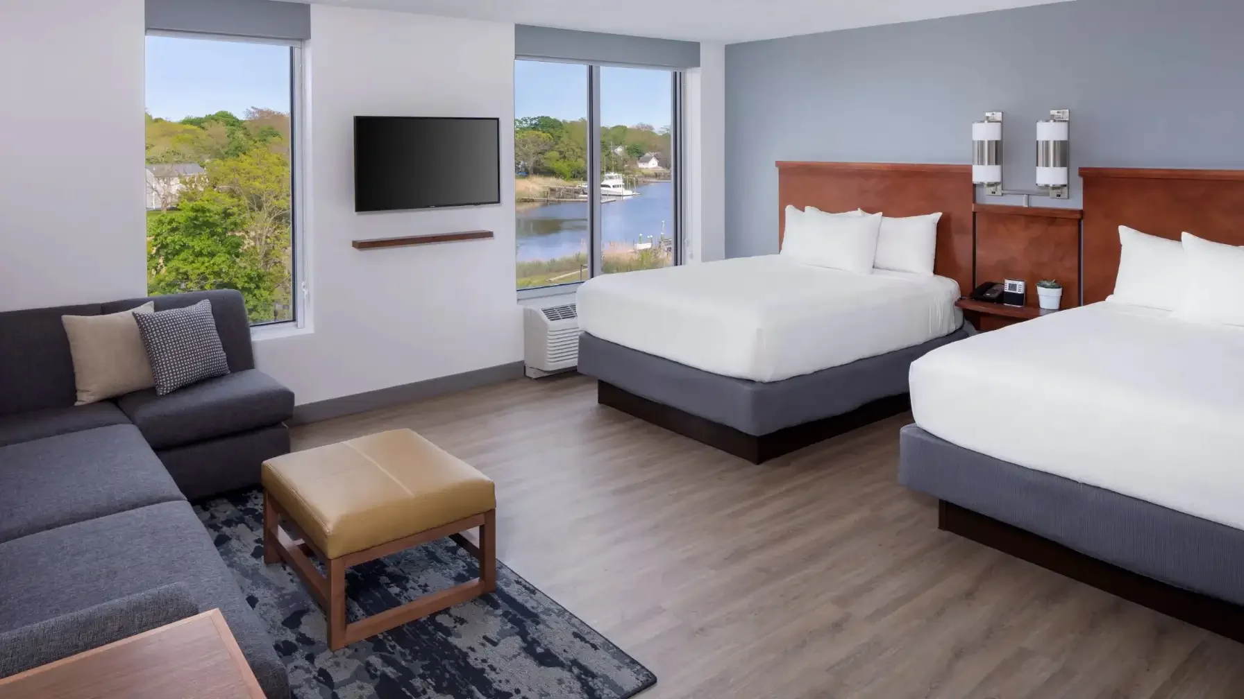 Hyatt-Place-Long-Island-East-End-P076-Double-Queen.16x9.webp