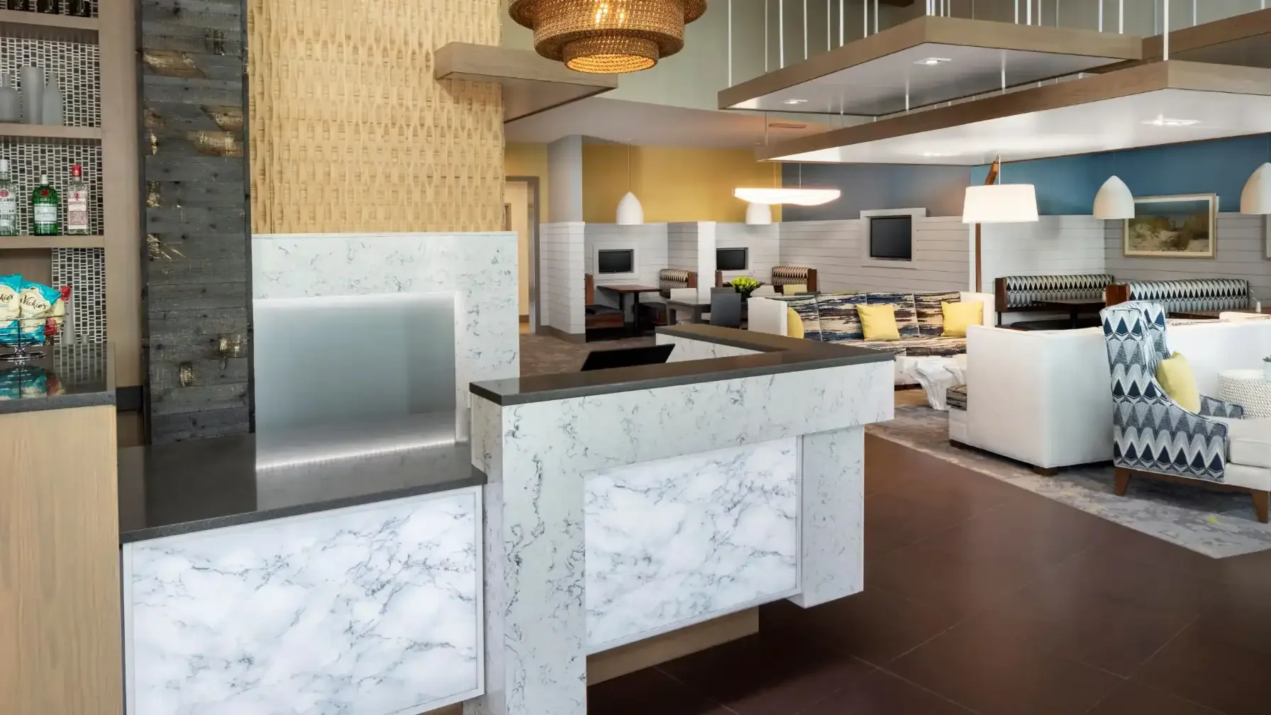 Hyatt-Place-Long-Island-East-End-P081-Front-Desk.16x9.webp