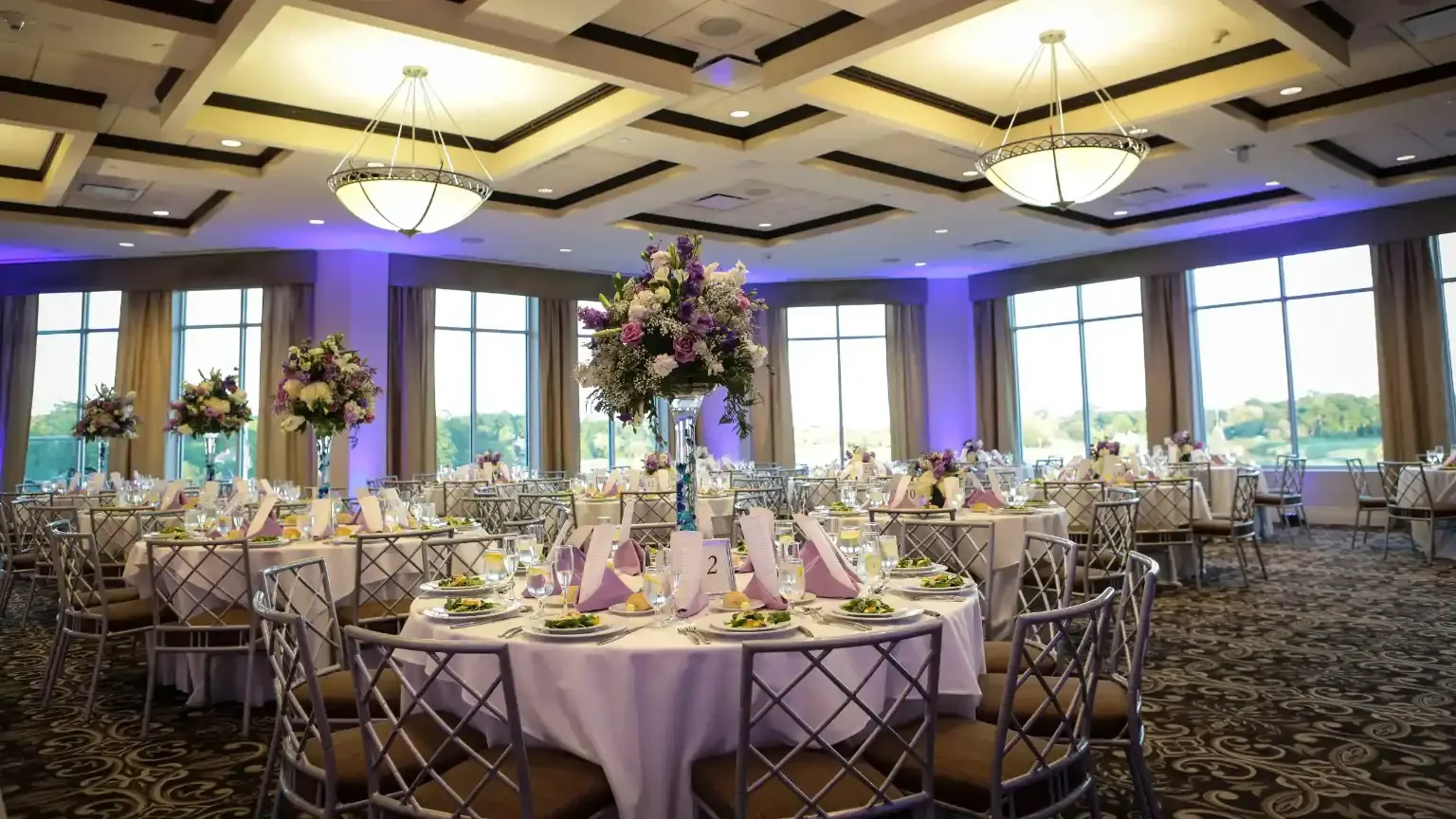 ISPZR-P0103-Wedding-Reception-Tables.16x9.webp