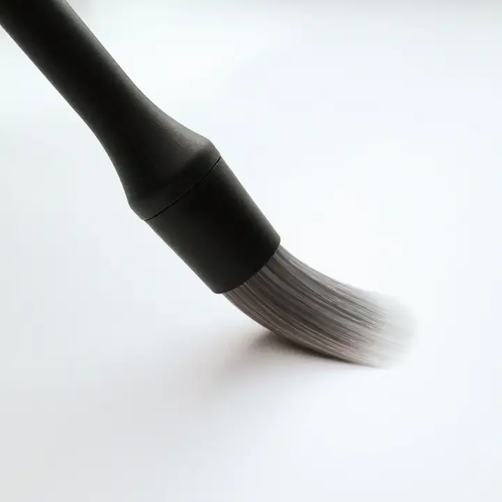 Detailing brush 4.webp