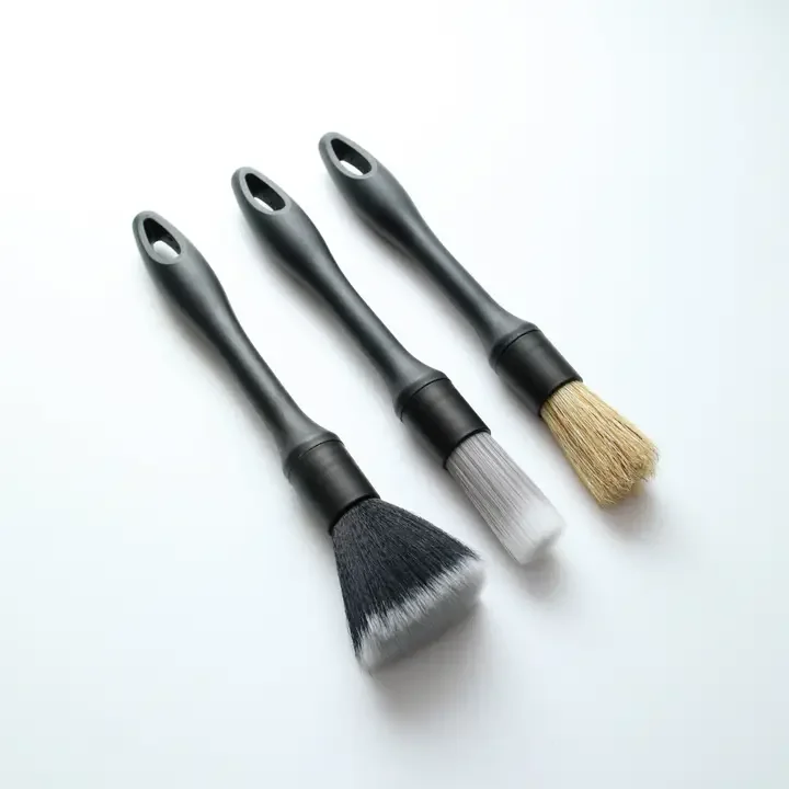 Detailing brush 3.webp