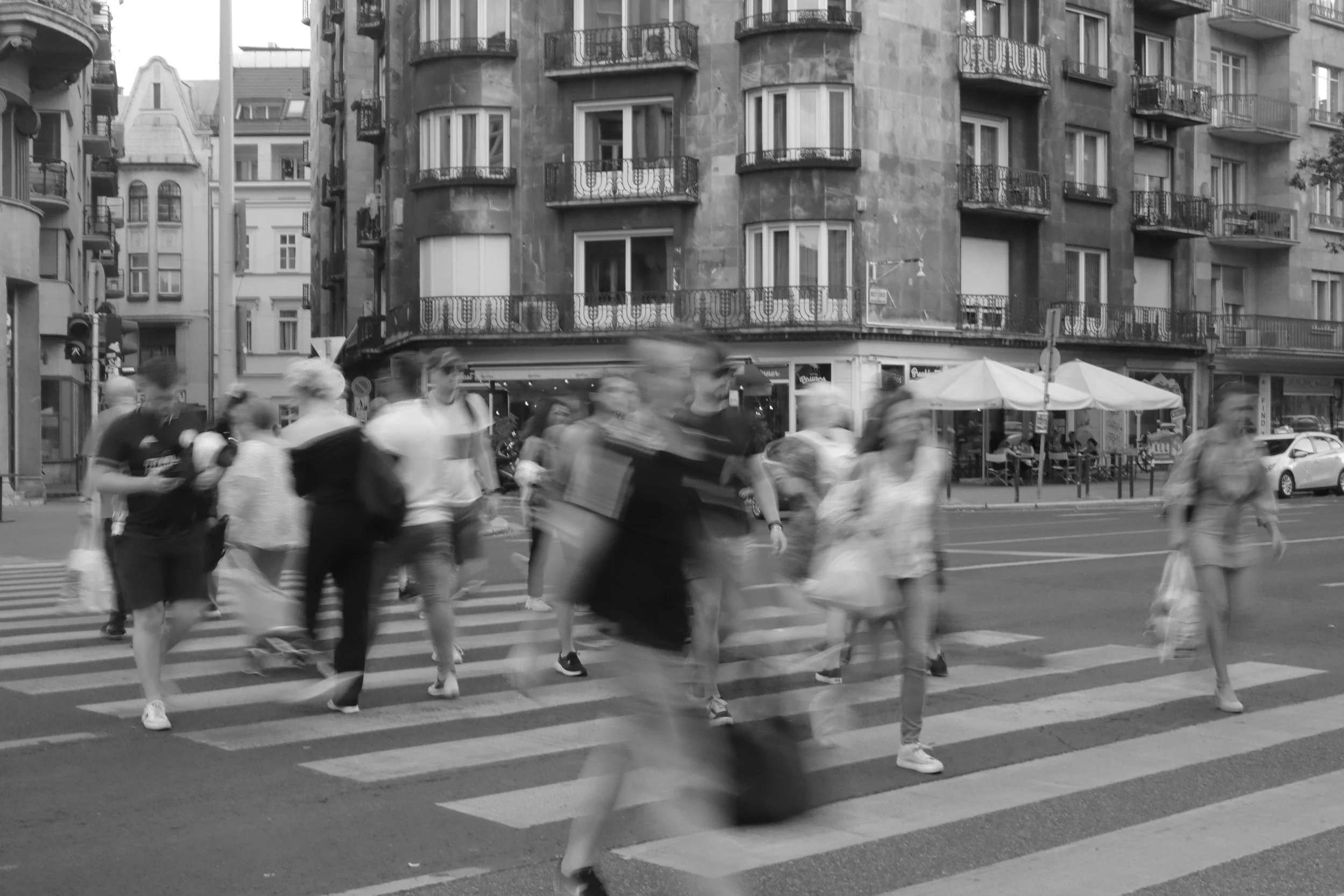 Can Hypnosis Help me Stop Avoiding Social Situations?