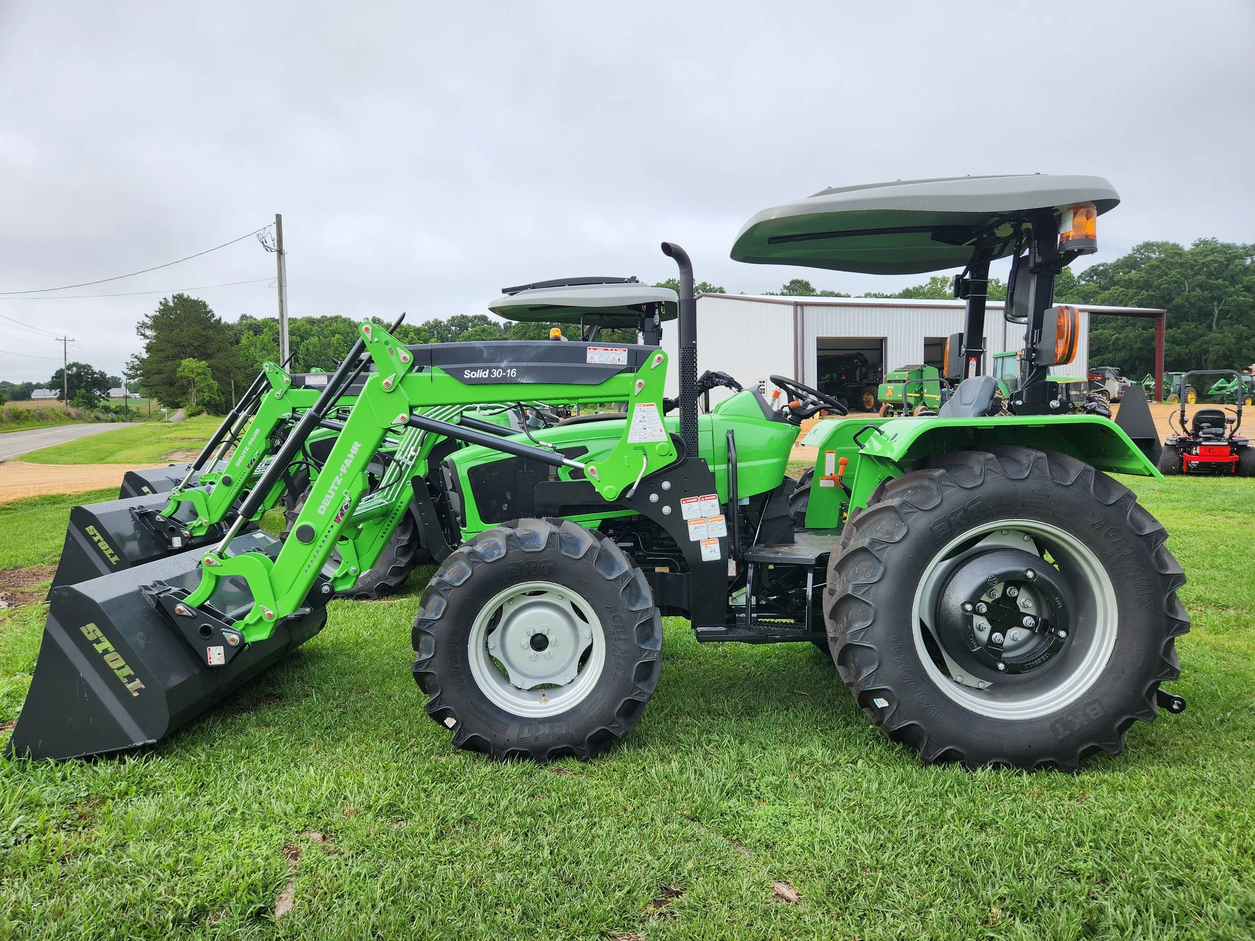 Deutz-Fahr 4065 With Loader