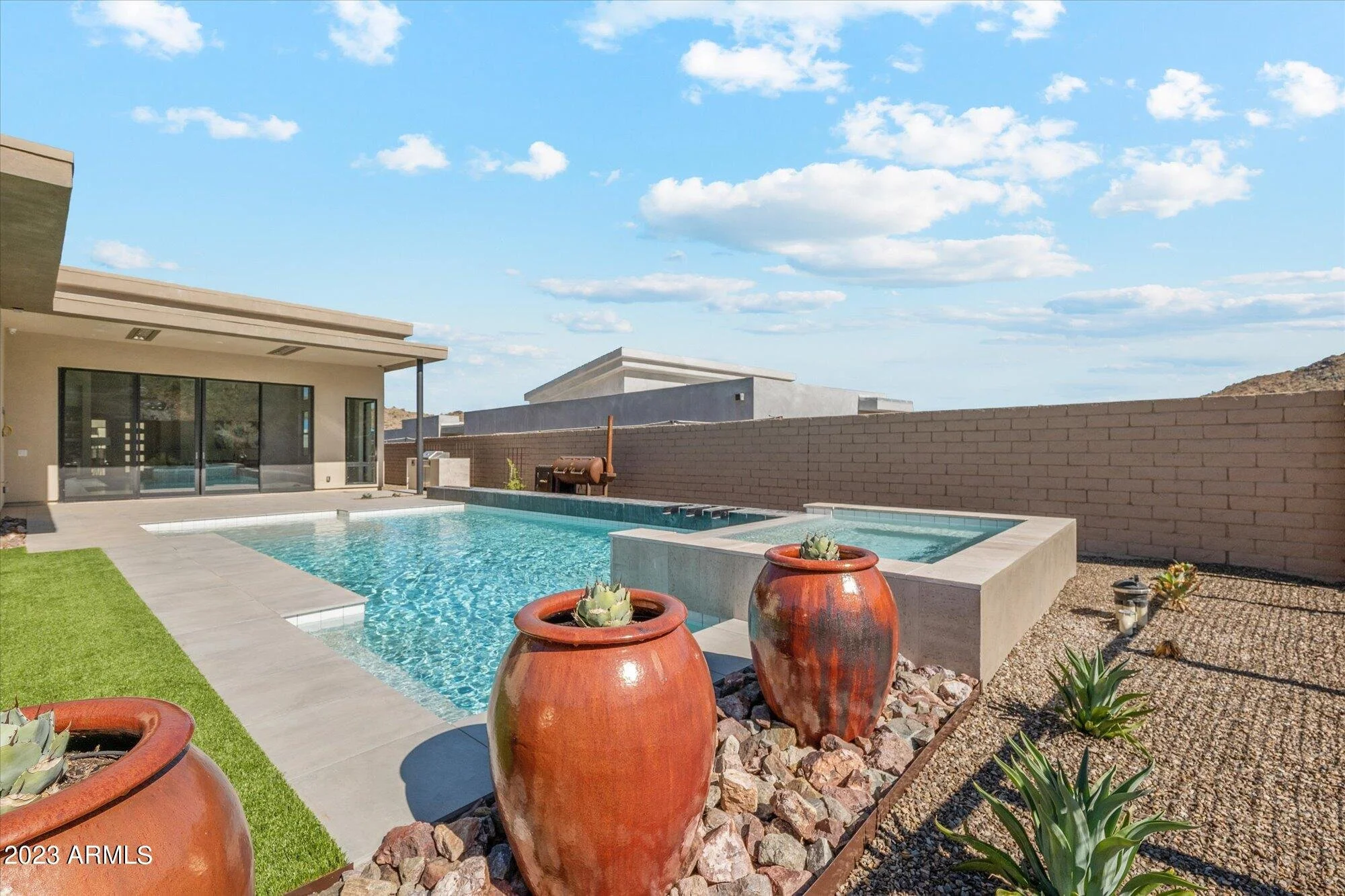 14514 N VALENCIA 22.jpg