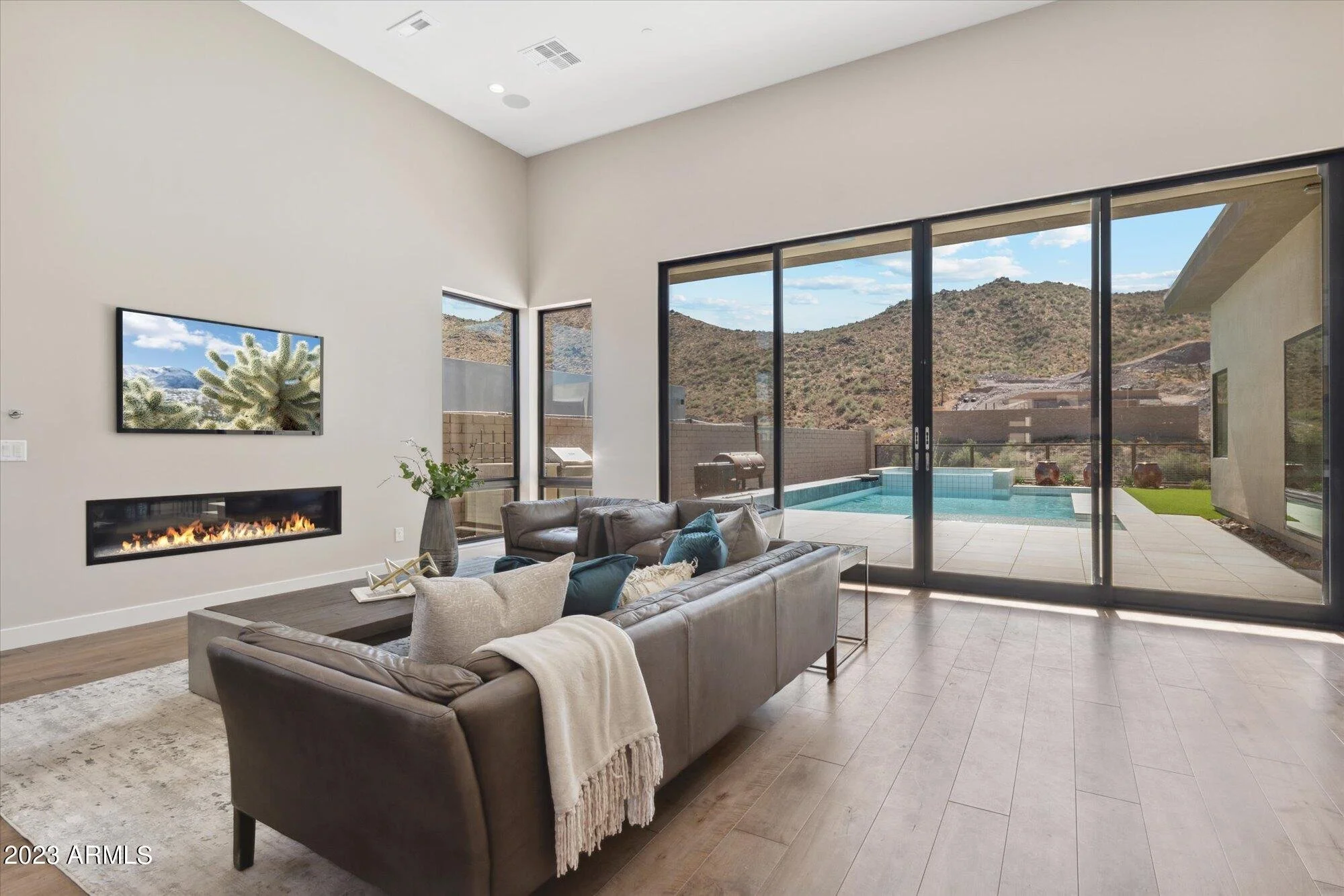 14514 N VALENCIA 6.jpg