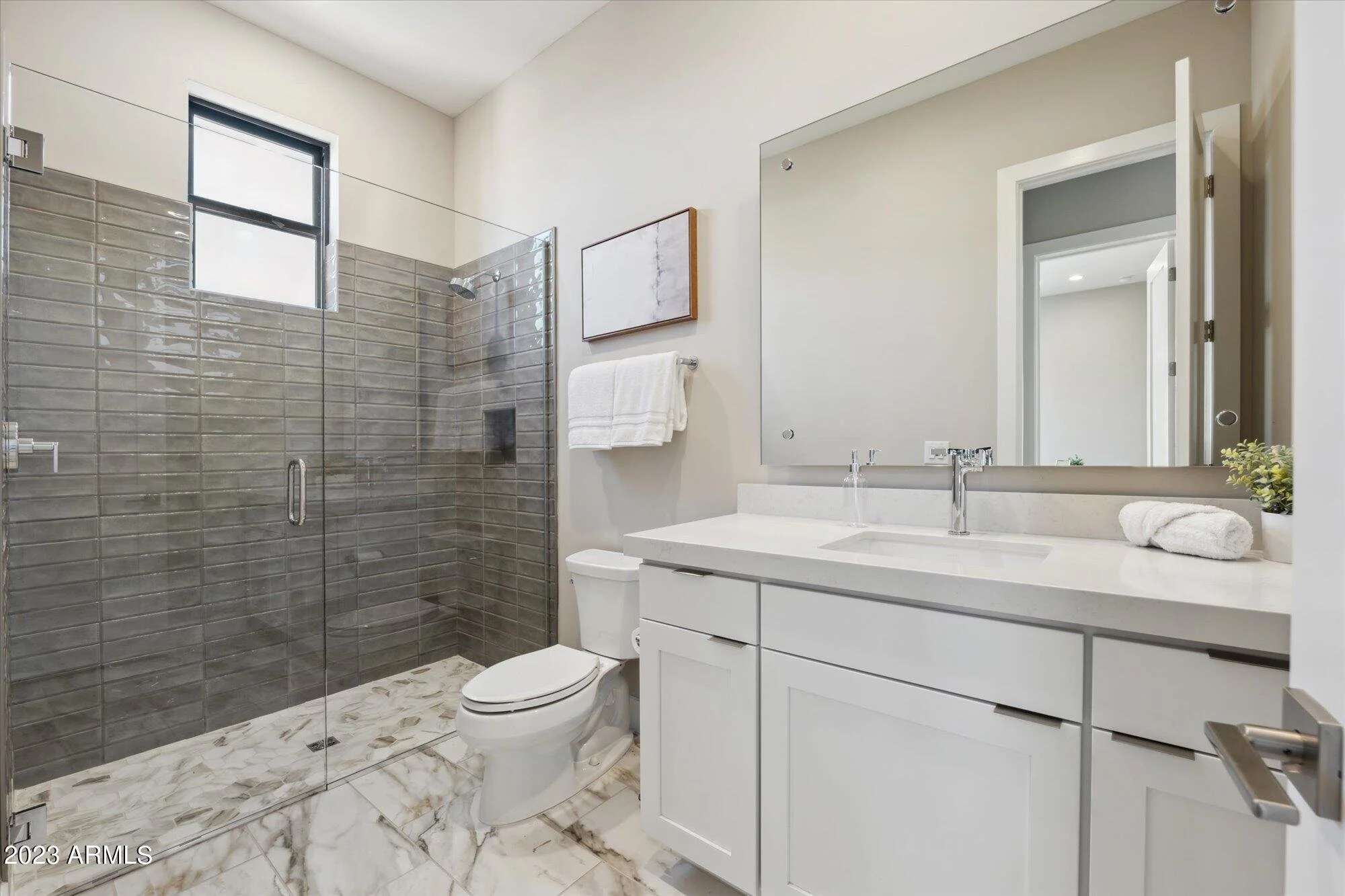 14514 N VALENCIA 19.jpg