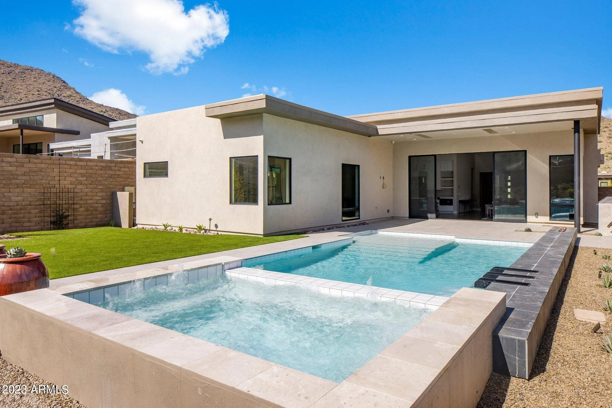 14514 N VALENCIA 21.jpg