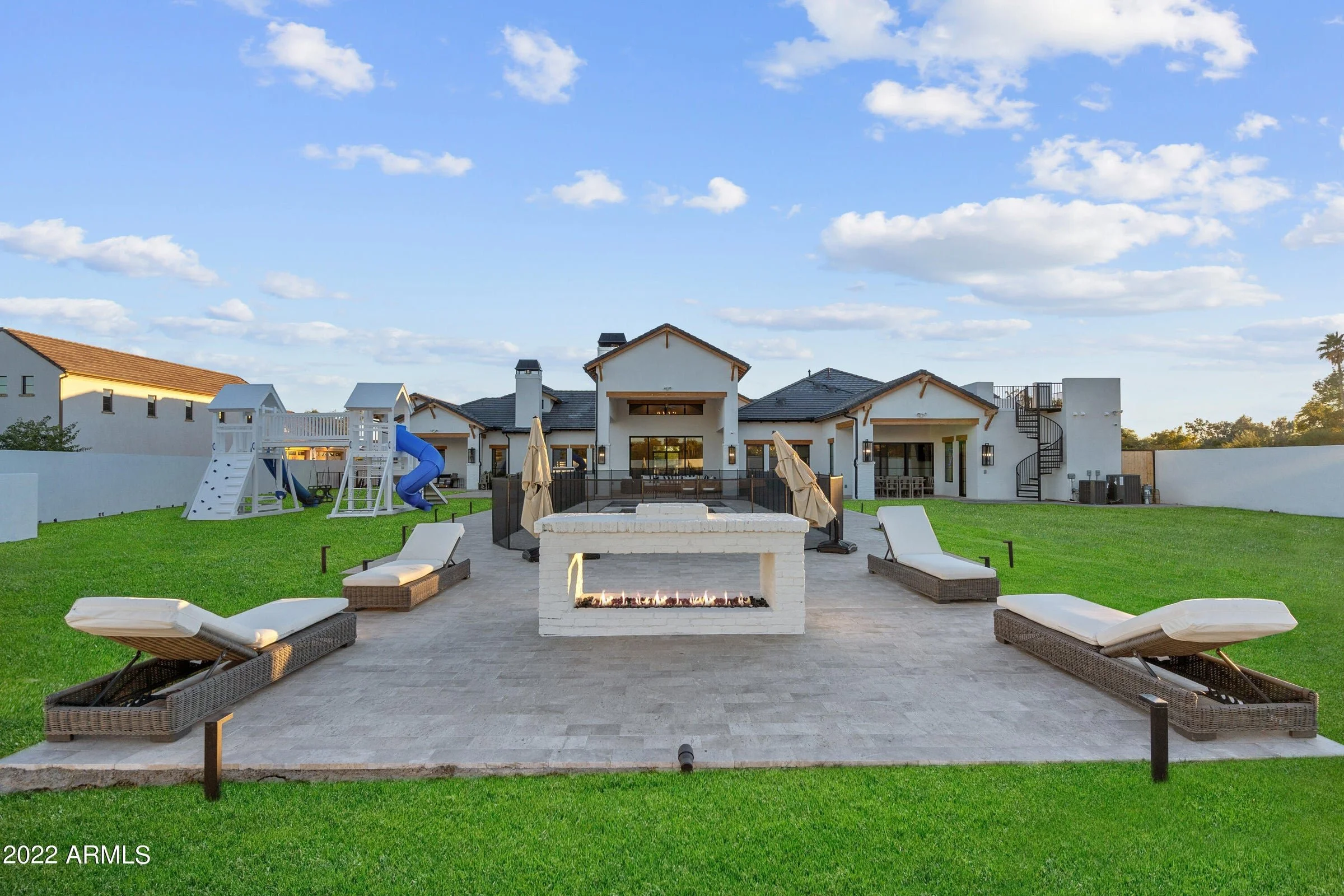 10002 E SHANGRI LA RD 19.jpg
