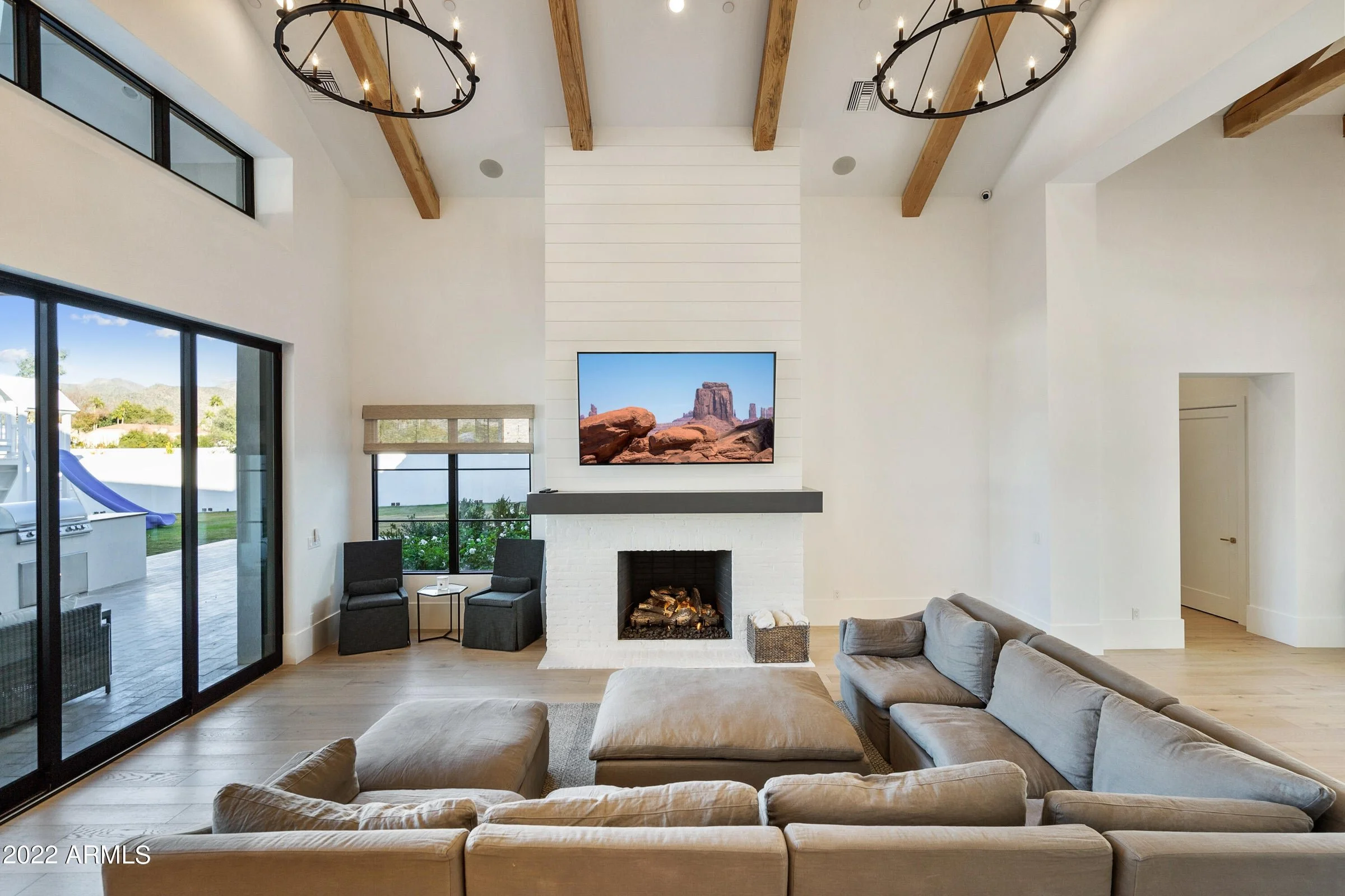 10002 E SHANGRI LA RD 5.jpg