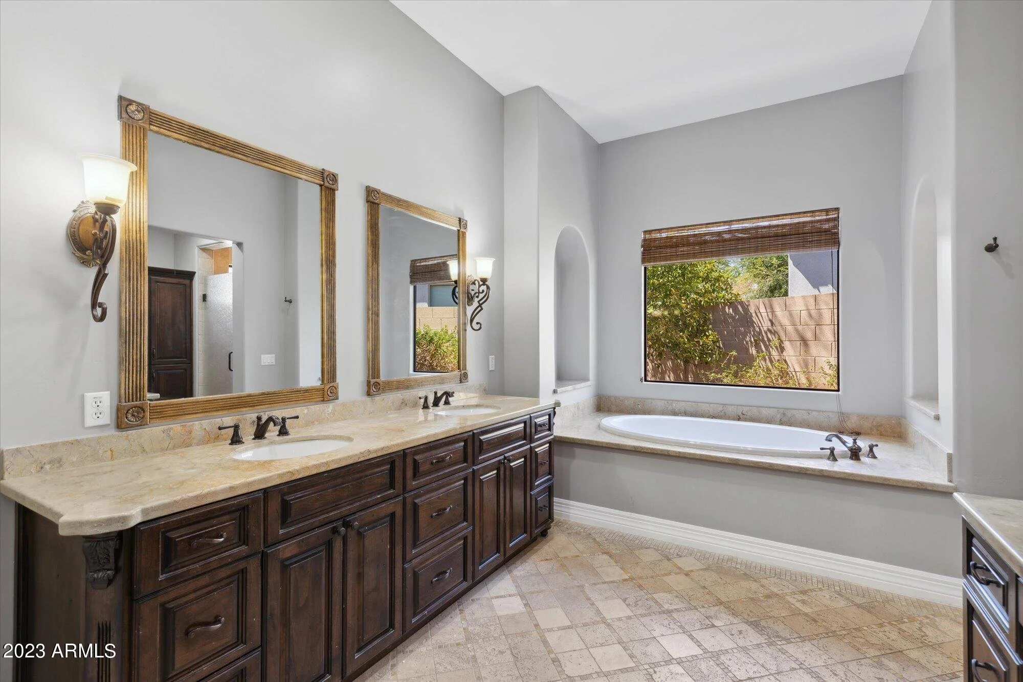 12768 N WINDROSE DR 23.jpg