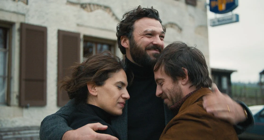 THUMBNAIL_LES-INDOCILES_EP4_STILL_5.jpg