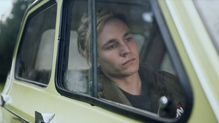 LES-INDOCILES_EP3_STILL_2.jpg