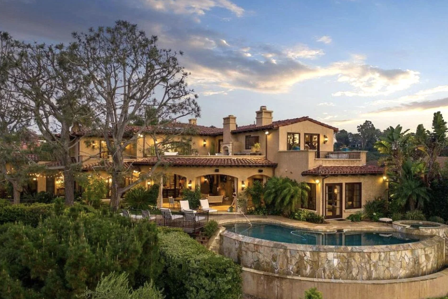 1904 Estrada Way I $6,200,000