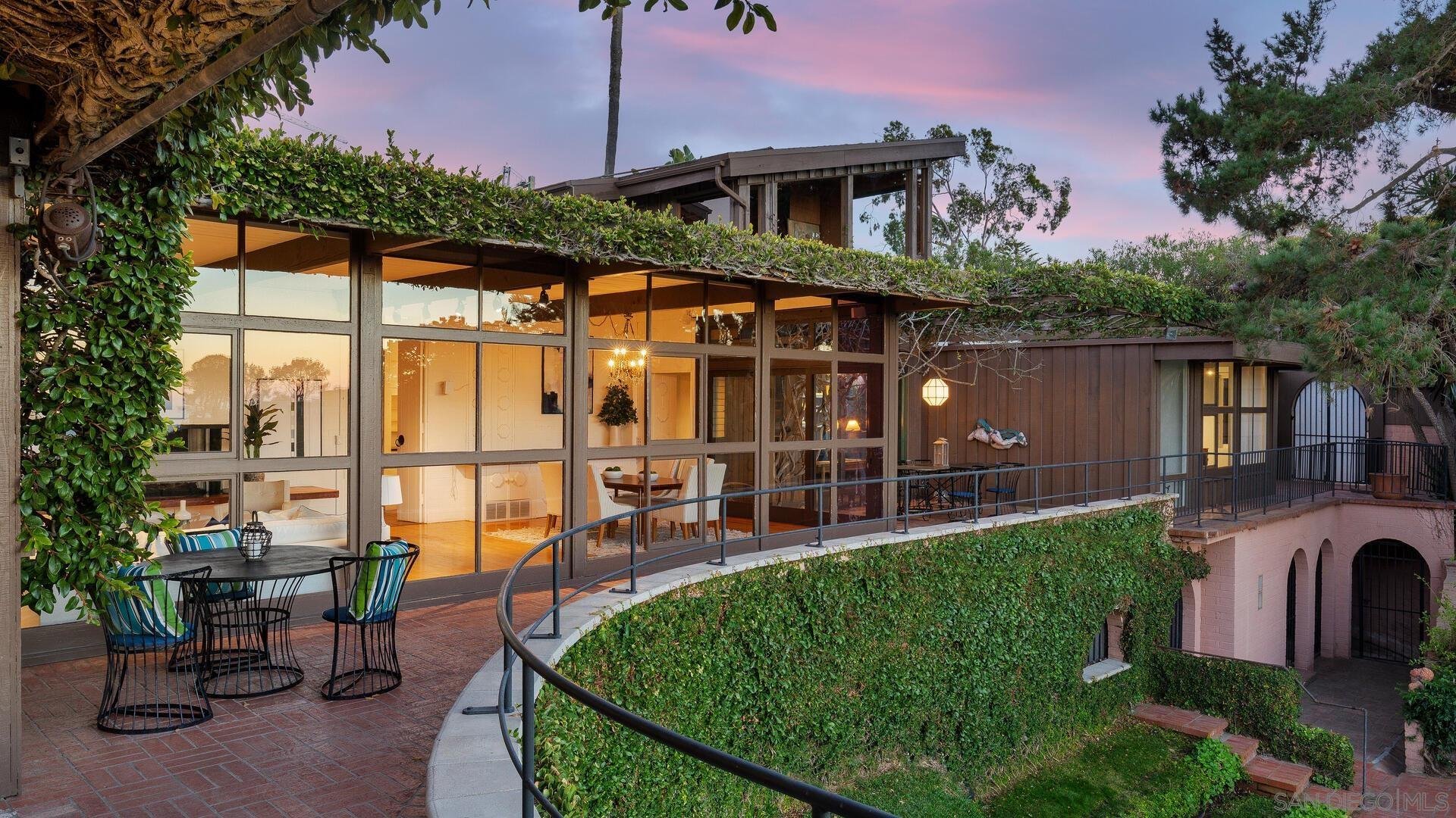 9530 La Jolla Shores Drive I $6,250,000