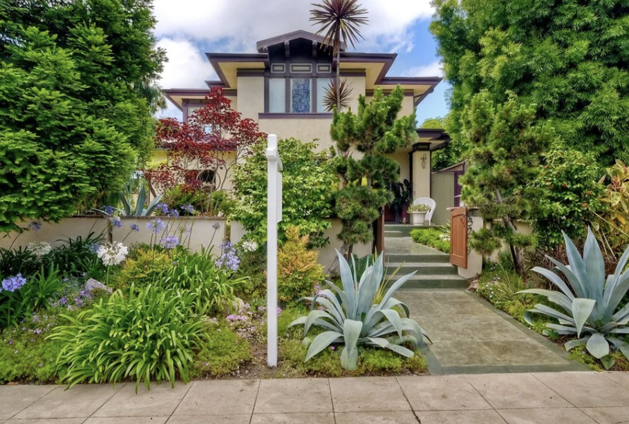3279 Homer St. | $1,245,000