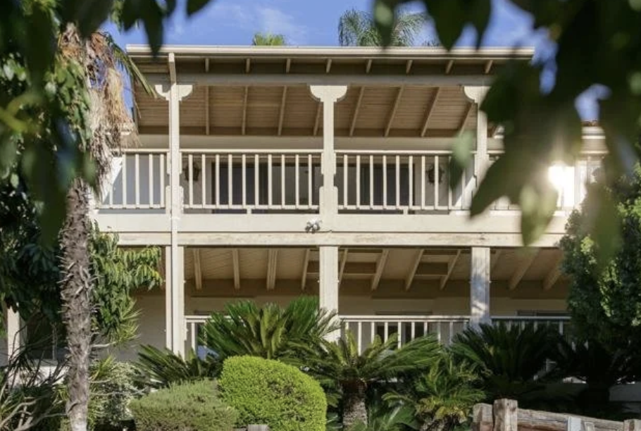 1126 Park Hill Lane | $955,000