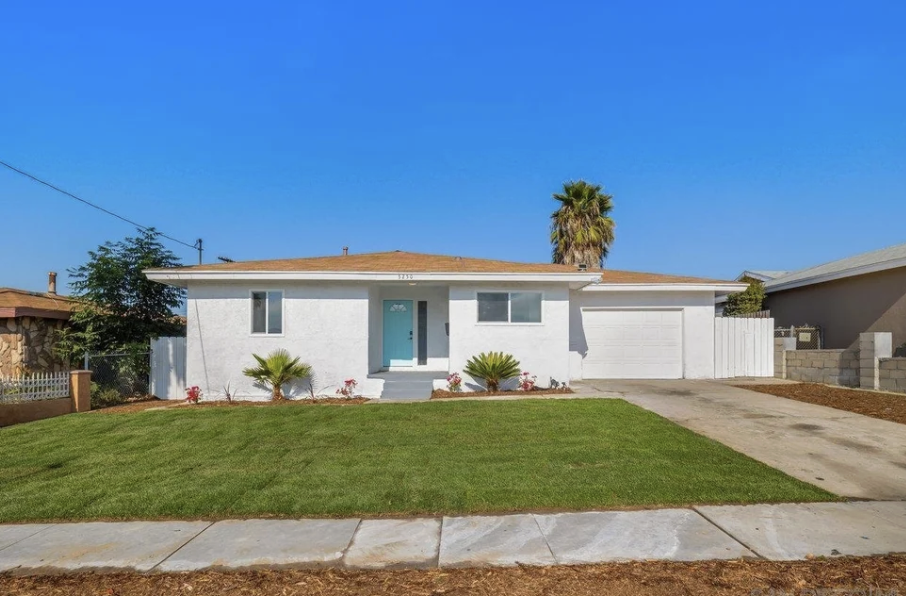 5250 Coban St. | $700,000