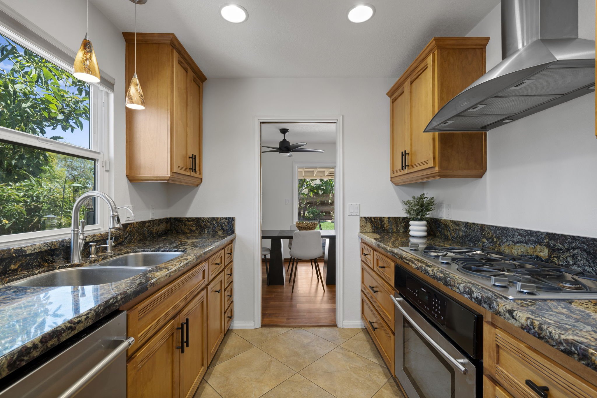 12-web-or-mls-DSC02648.JPG