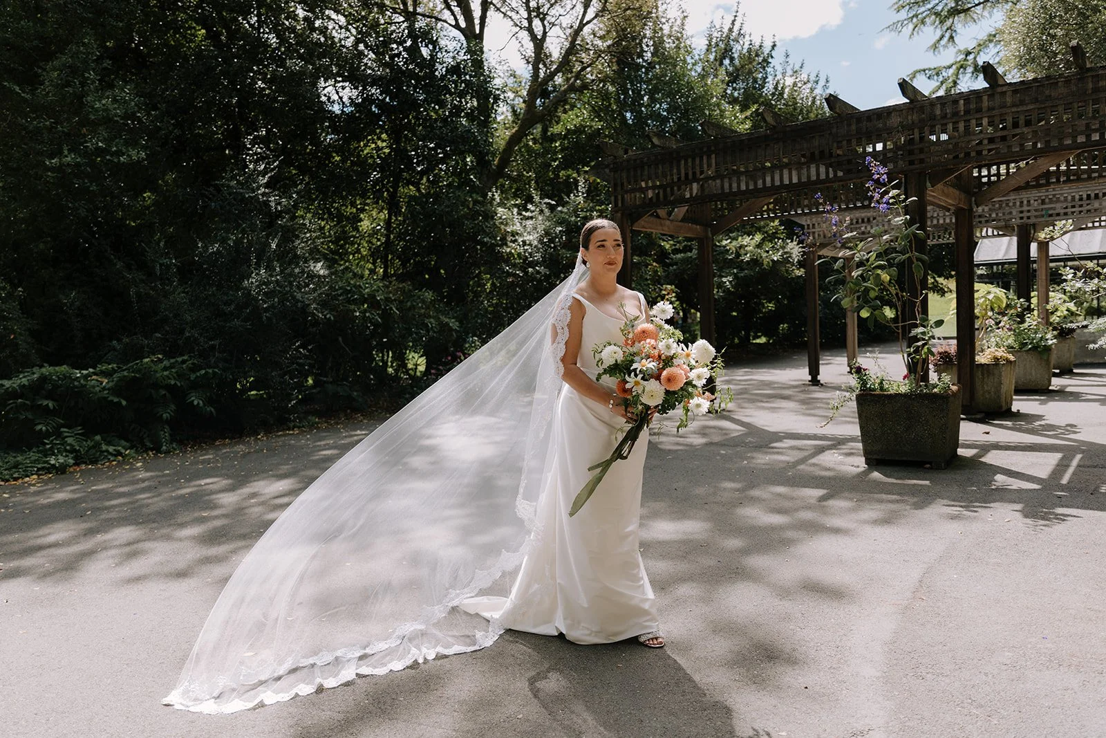 (bridal)