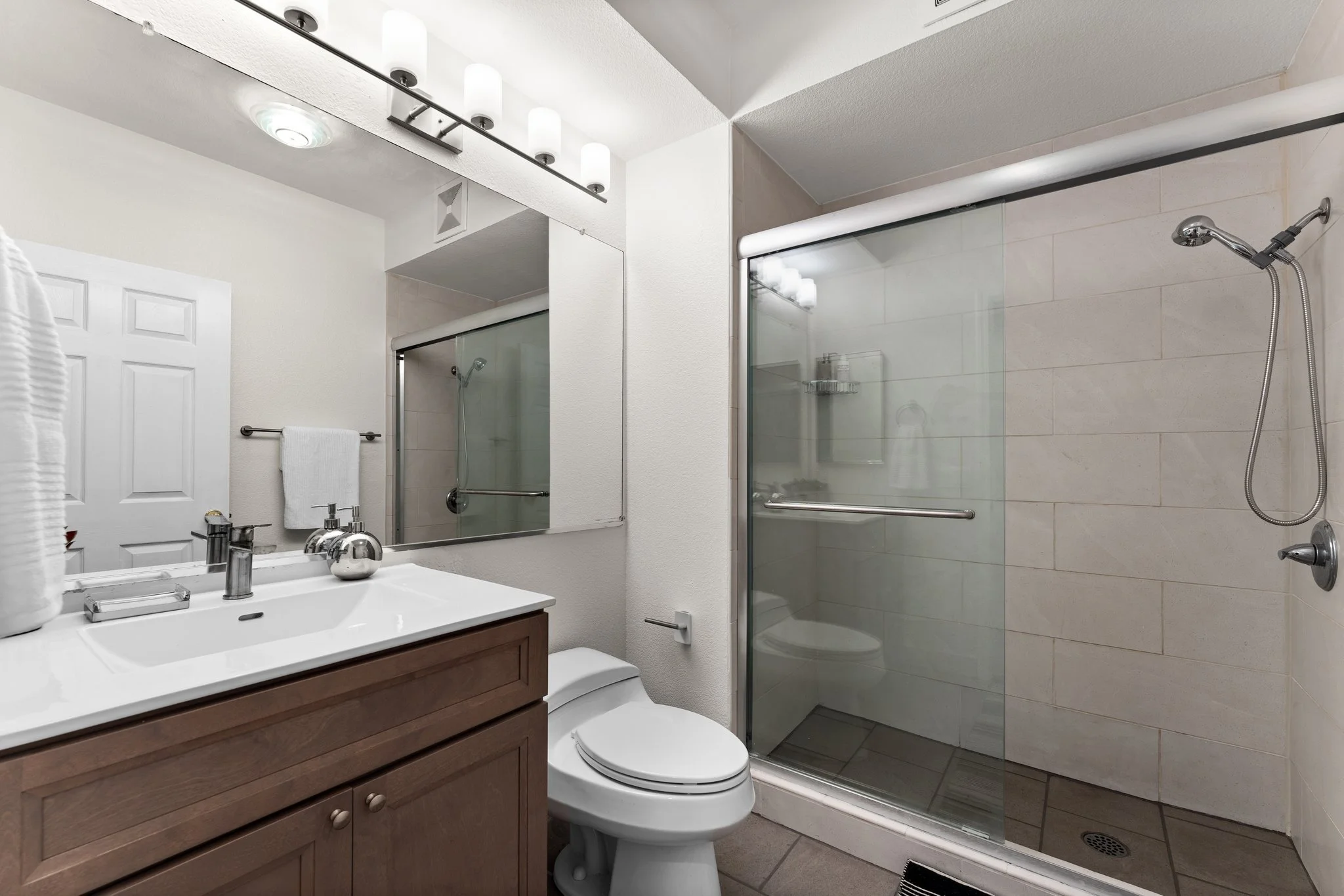 26-web-or-mls-069 copy.jpg