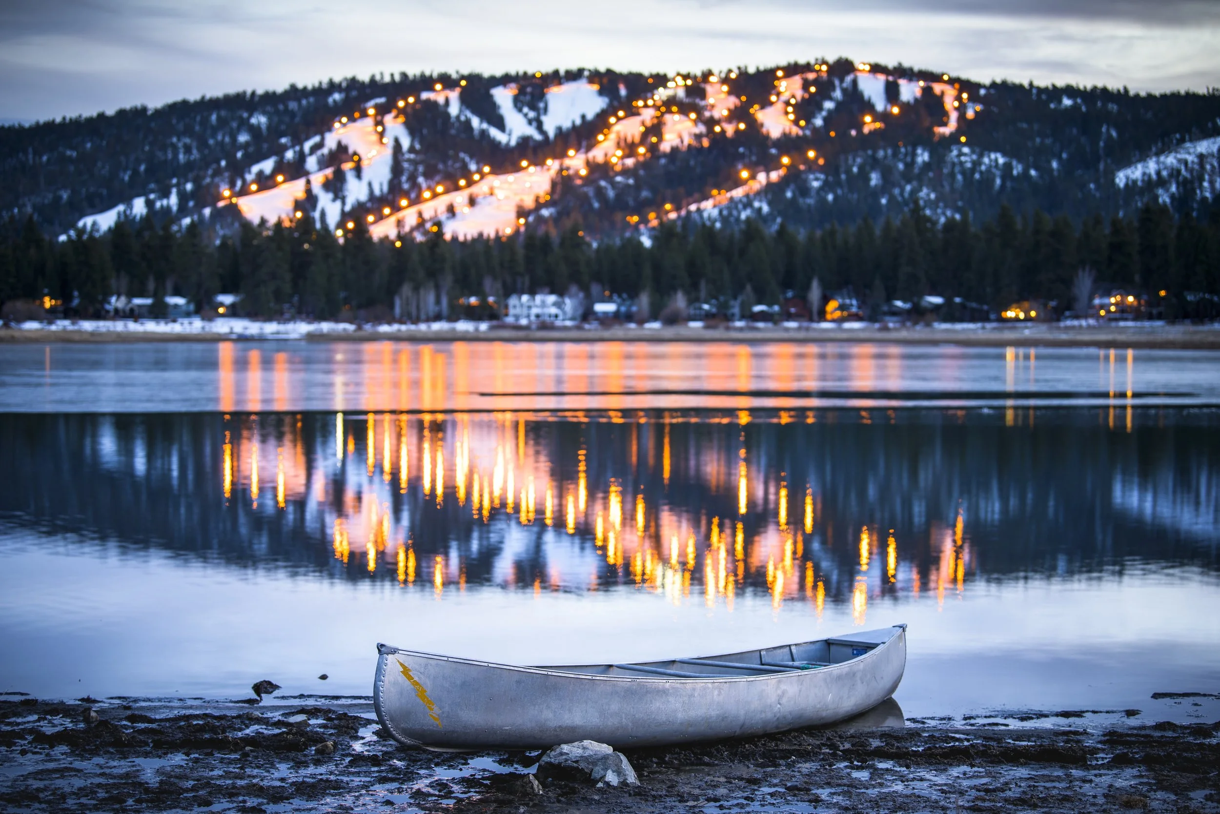 2023-01-12_BBL_MY_CANOE_NIGHTSHOT_WIDE.jpg