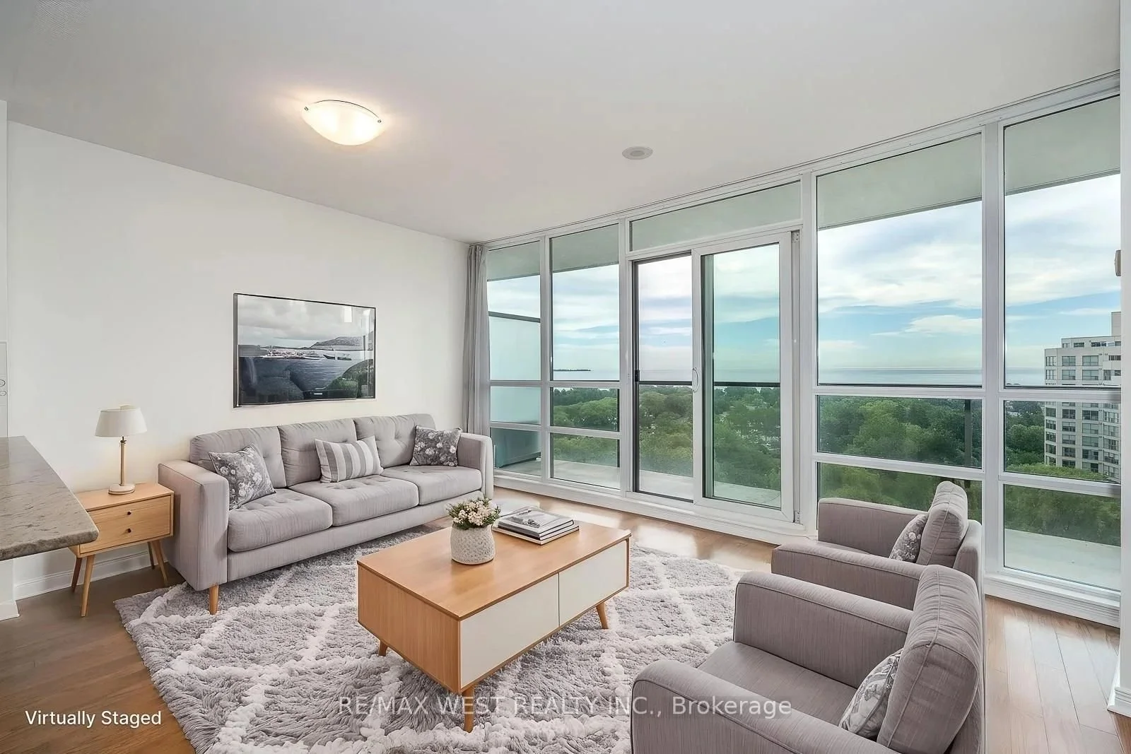 2240 Lake shore Blvd W | 603