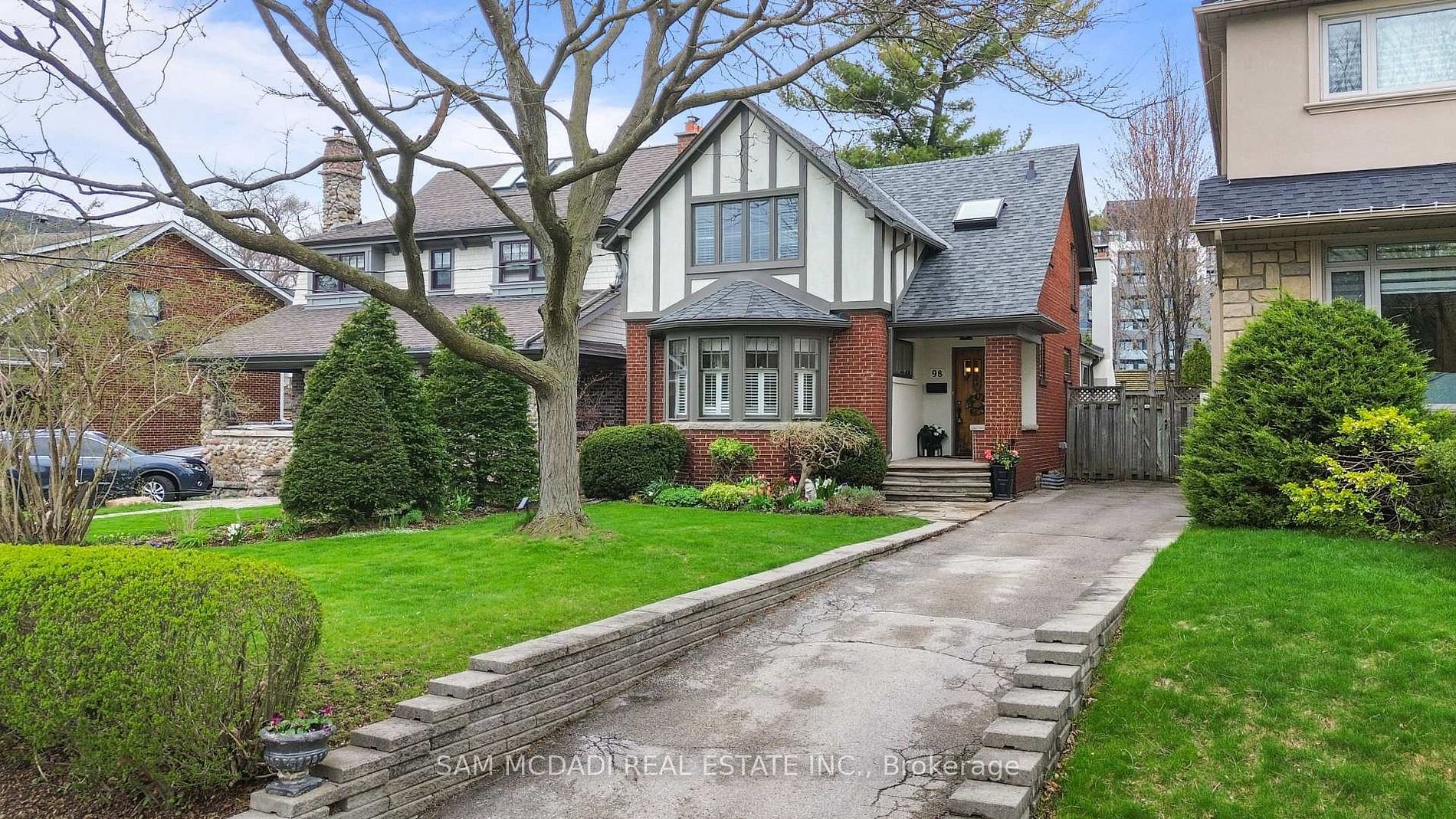 98 Government Rd | For Sale 