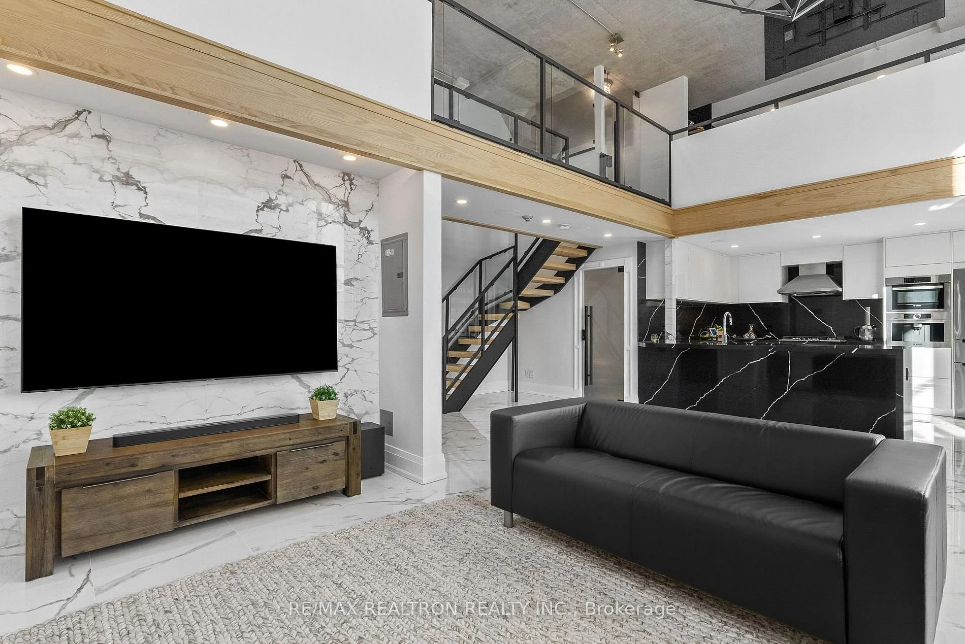 300 Manitoba St 311 | Lease