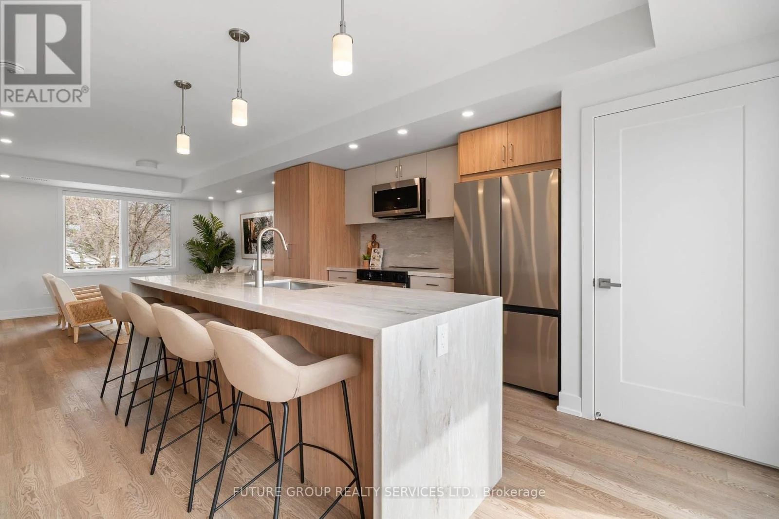 34 Poplar Ave | 4