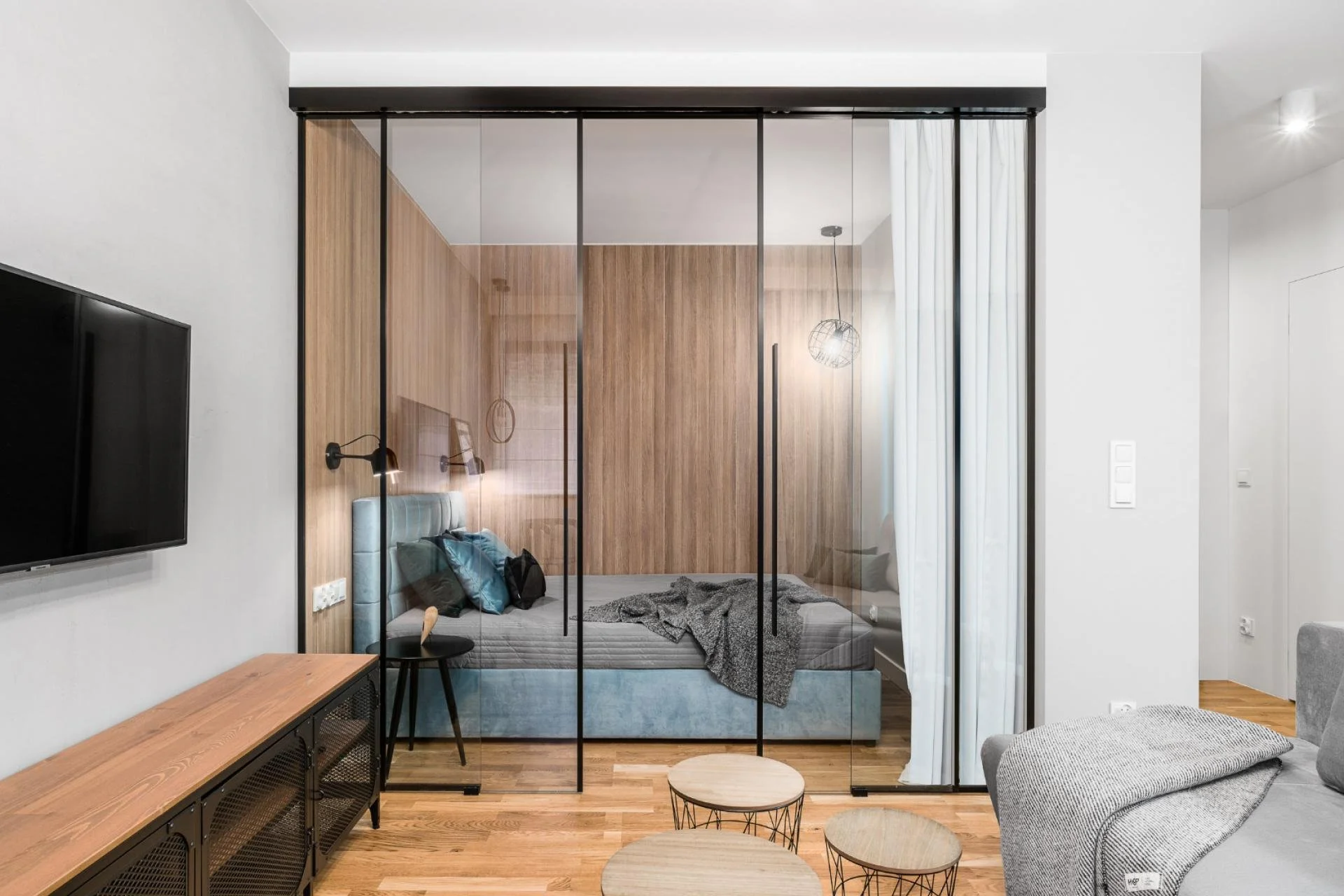 WATERLANE ISLAND 1 2019