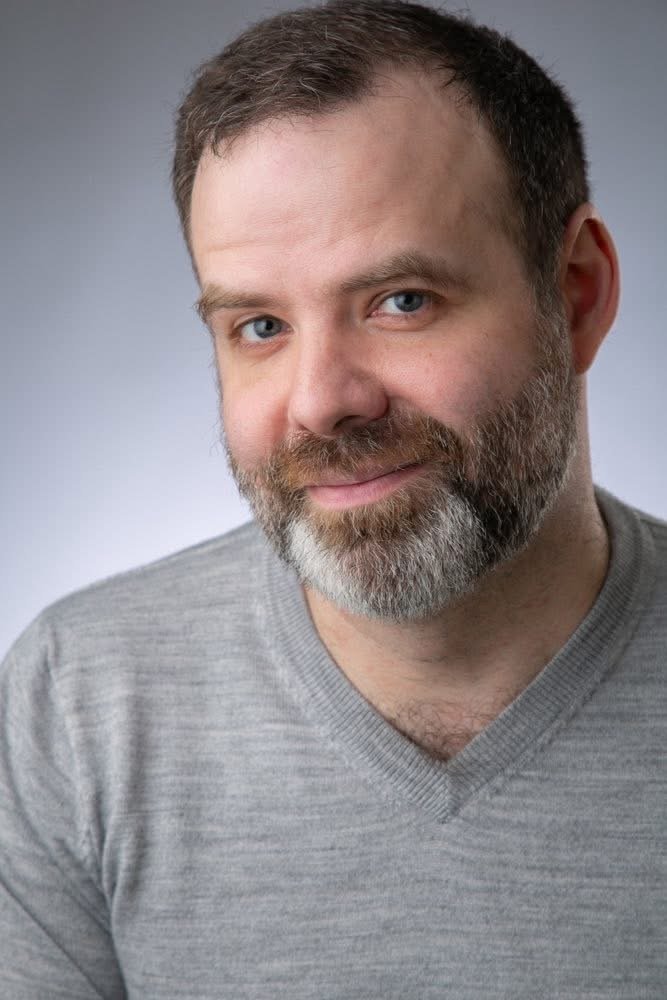 Headshot for romcoms