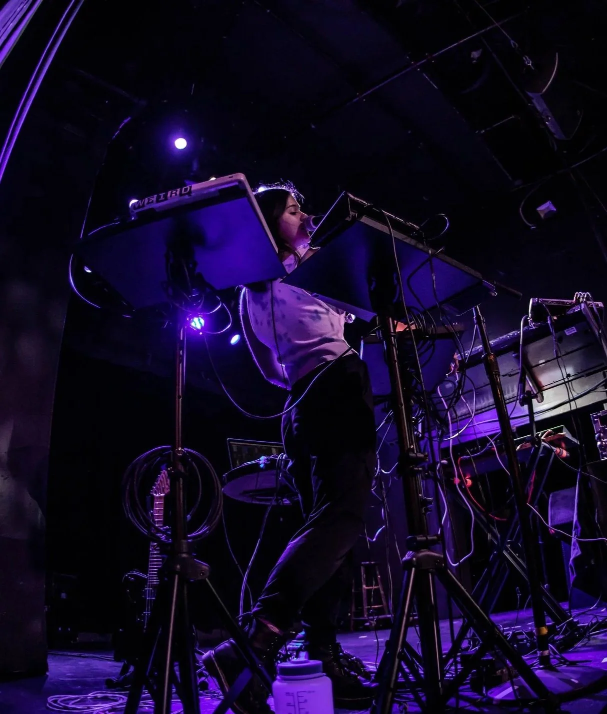 Danielle Thwaites is Daiza performing at the Echo in Los Angeles, CA