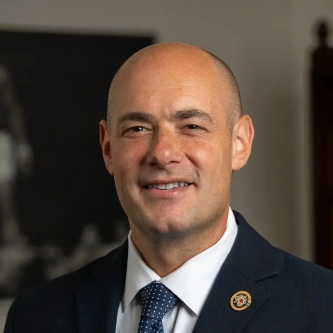 Greg Landsman headshot